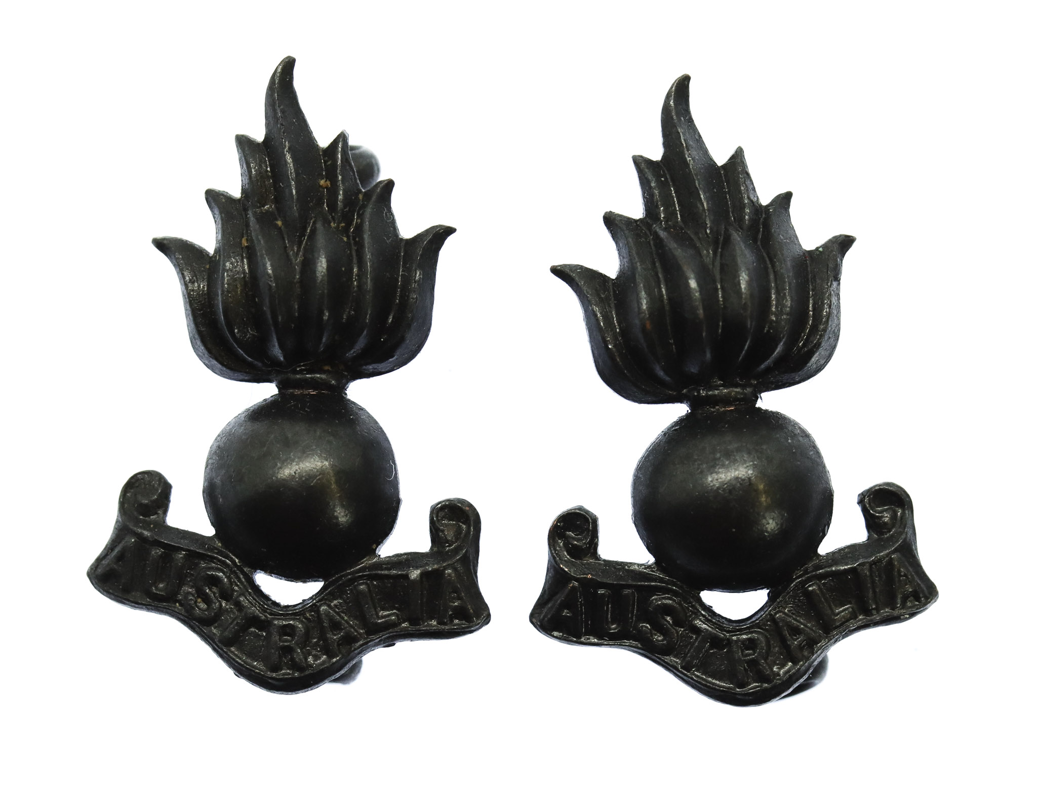 Pair of Royal Australian Engineers Officer's Service Dress Collar Badges