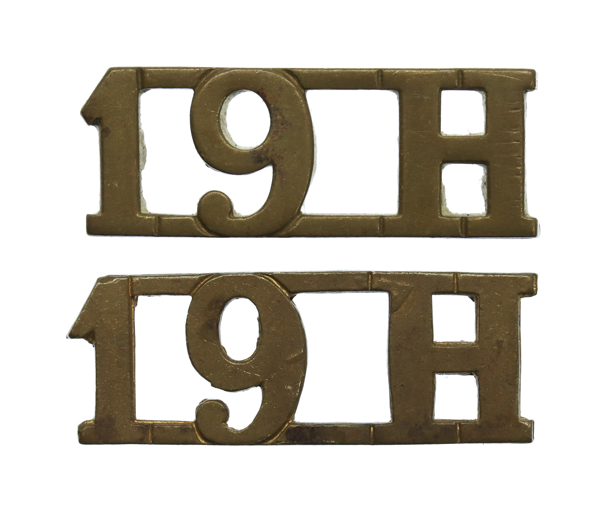 Pair of 19th Hussars (19 H) Shoulder Titles