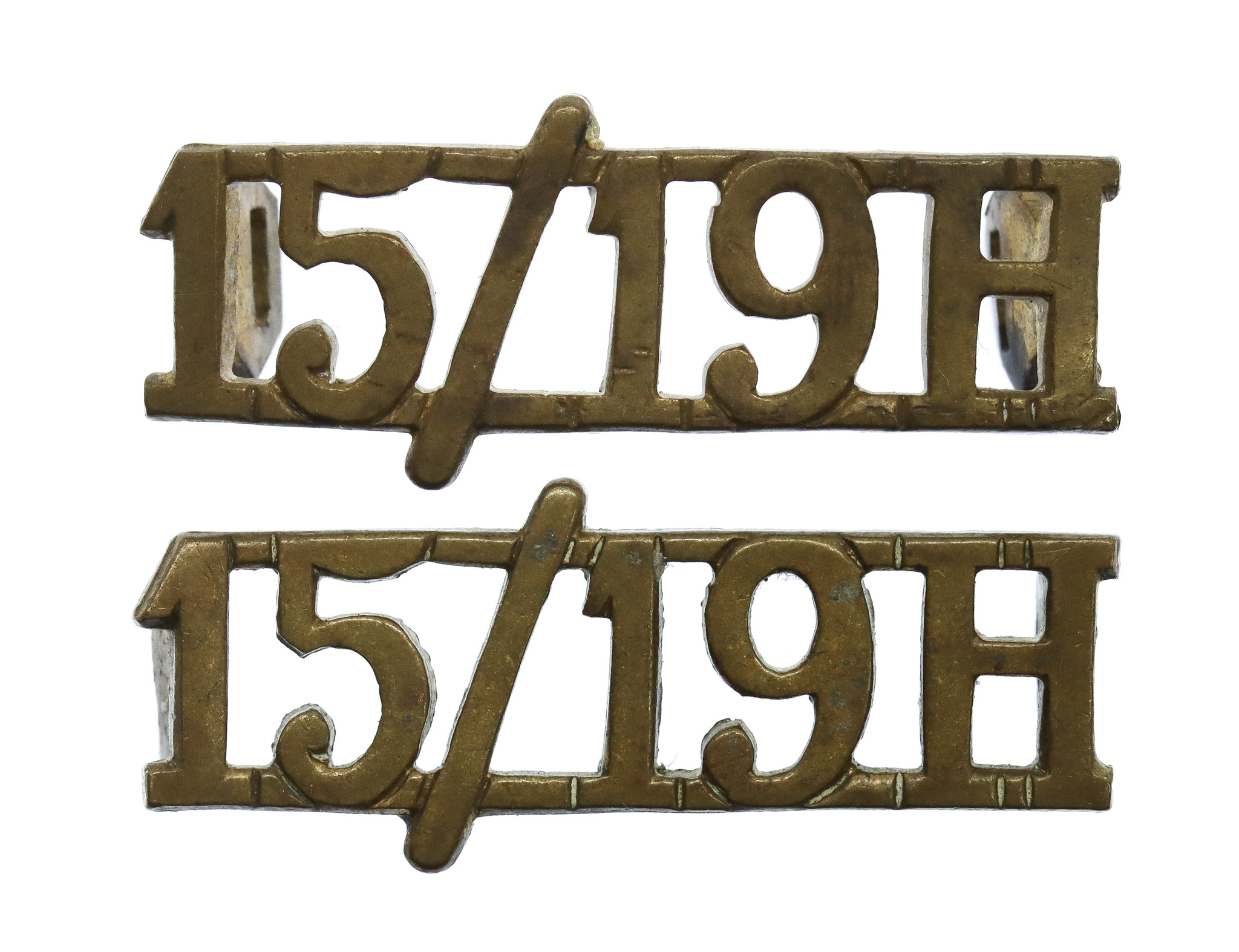 Pair of 15th/19th Hussars (15/19 H) Officer's Shoulder Titles