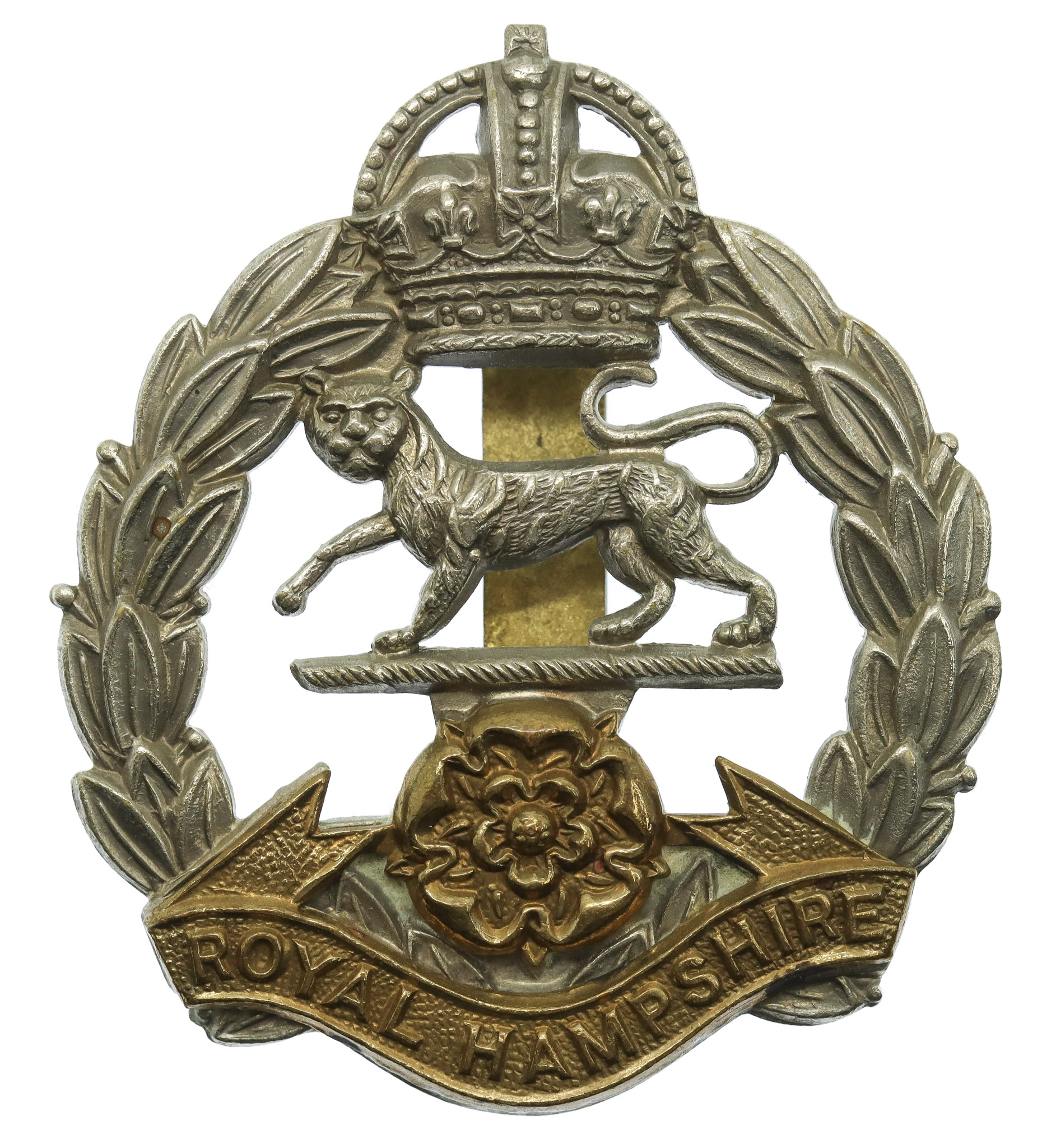 Royal Hampshire Regiment Cap Badge - King's Crown