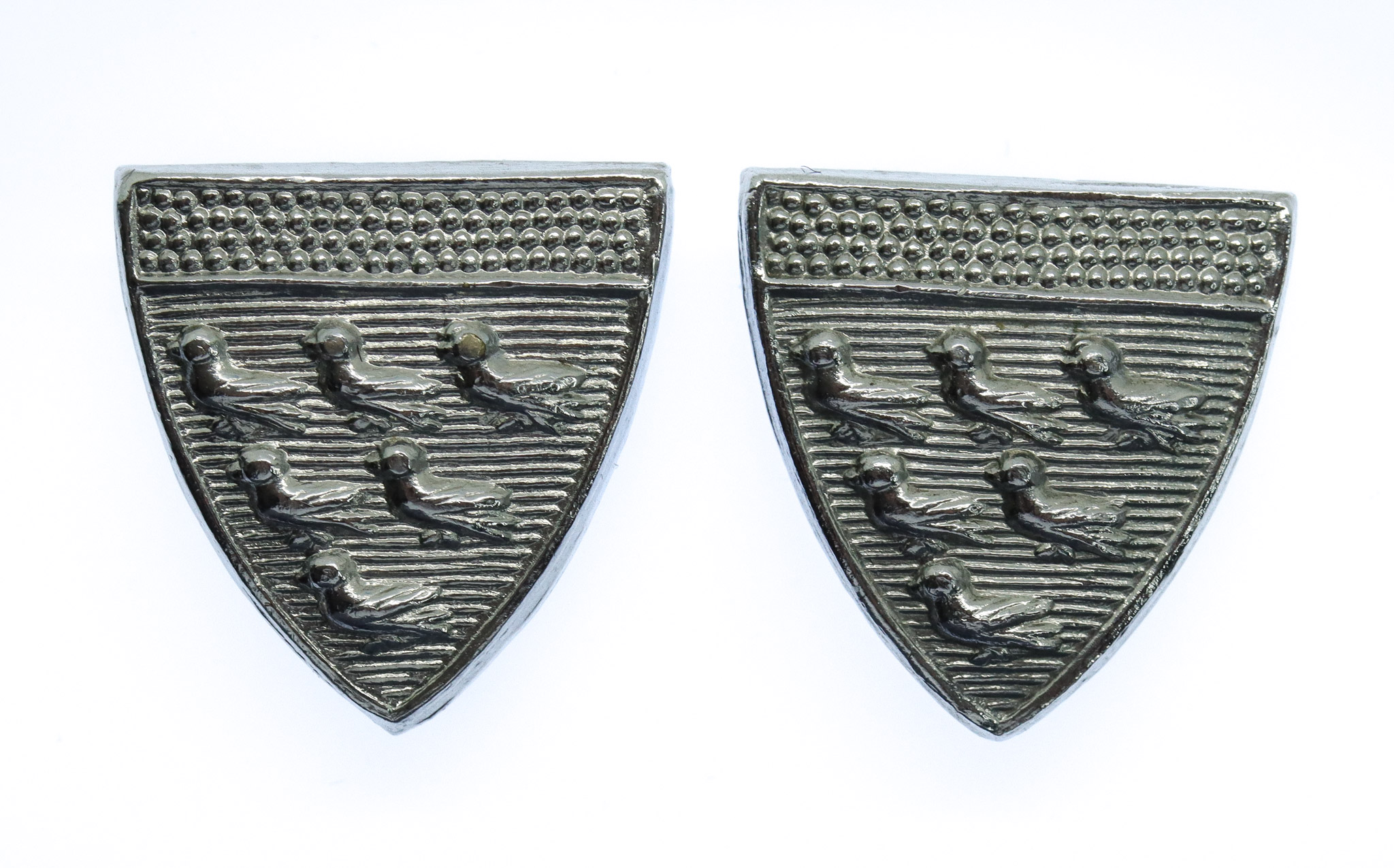 Pair of West Sussex Constabulary Collar Badges