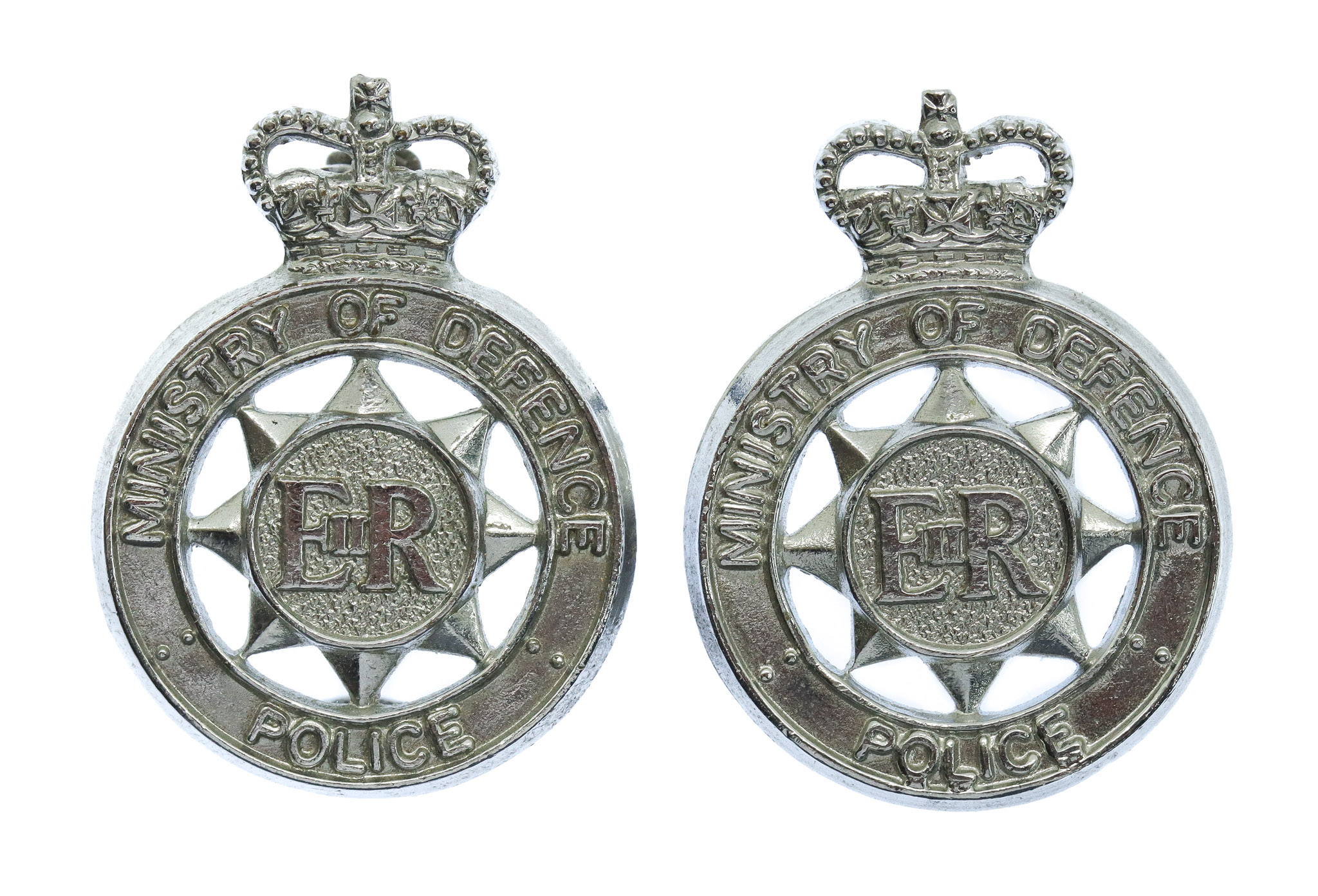 Pair of Ministry of Defence Police Collar Badges - Queen's Crown
