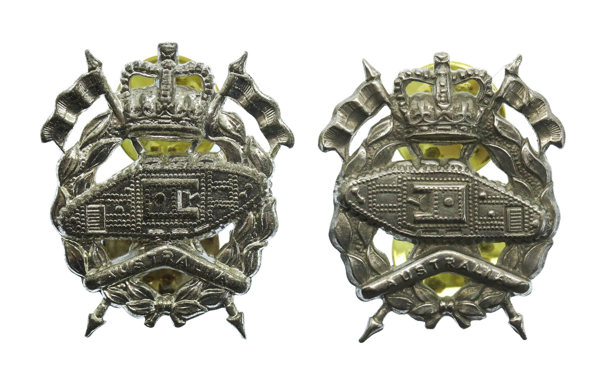 Pair of Royal Australian Armoured Corps Collar Badges - Queen's Crown