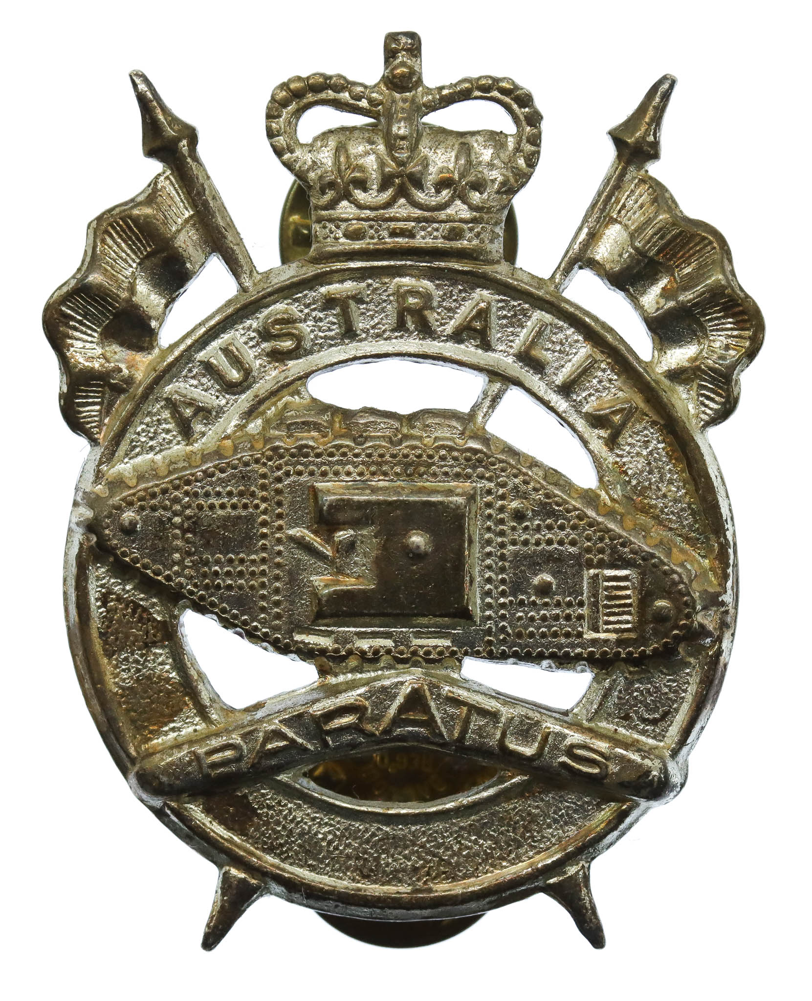 Australian Army 1st Armoured Regiment Cap Badge - Queen's Crown