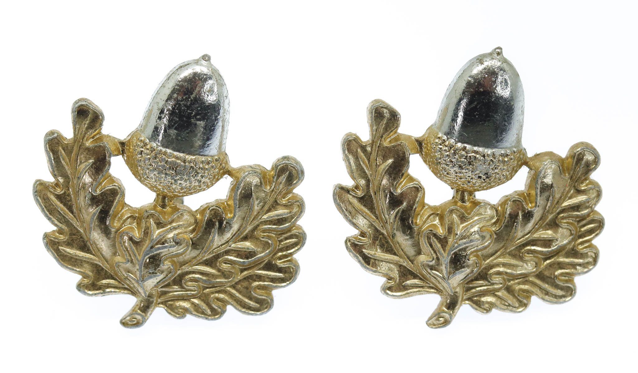 Pair of Cheshire Regiment Anodised (Staybrite) Collar Badges