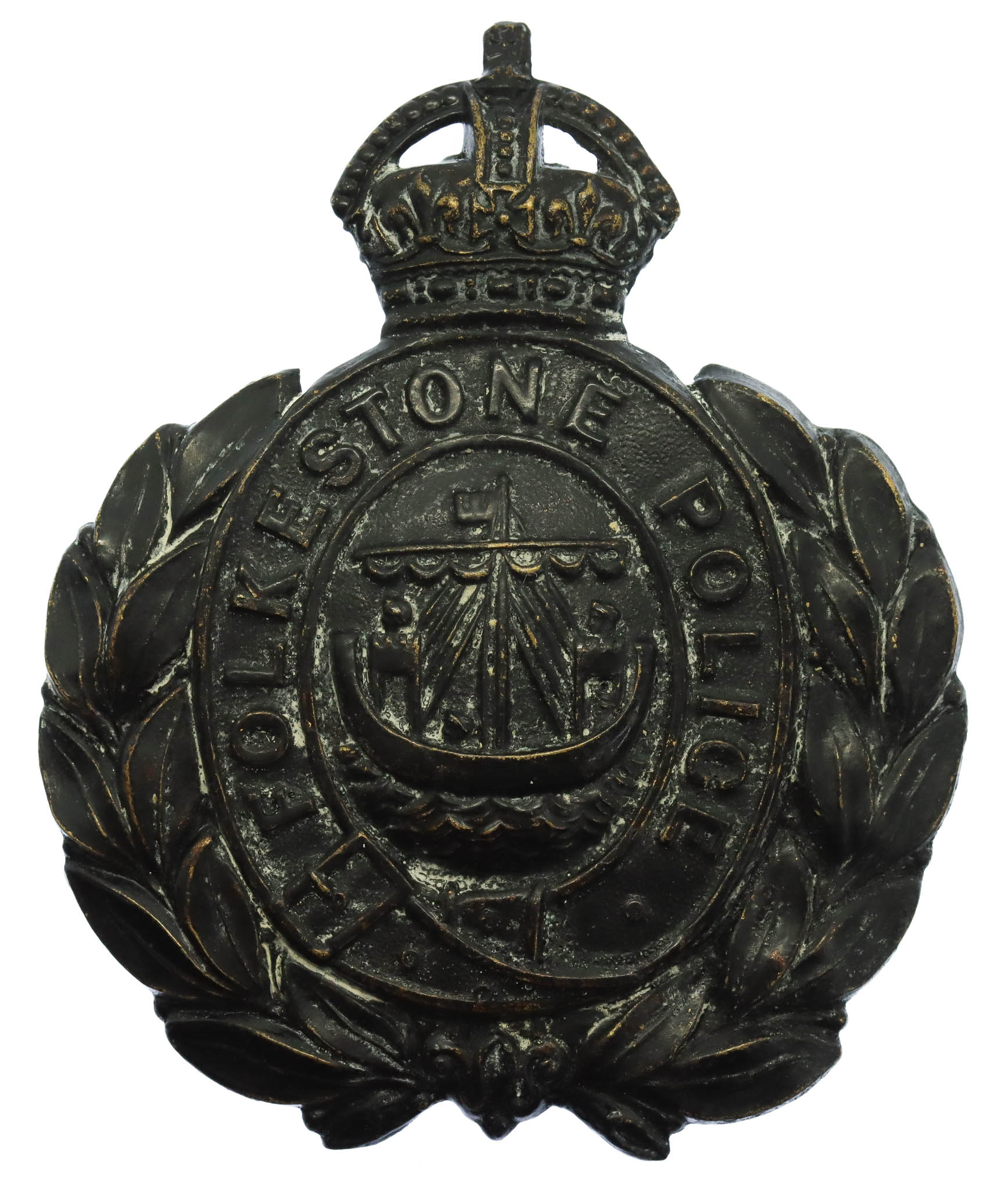 Folkestone Borough Police Black Wreath Helmet Plate - King's Crown