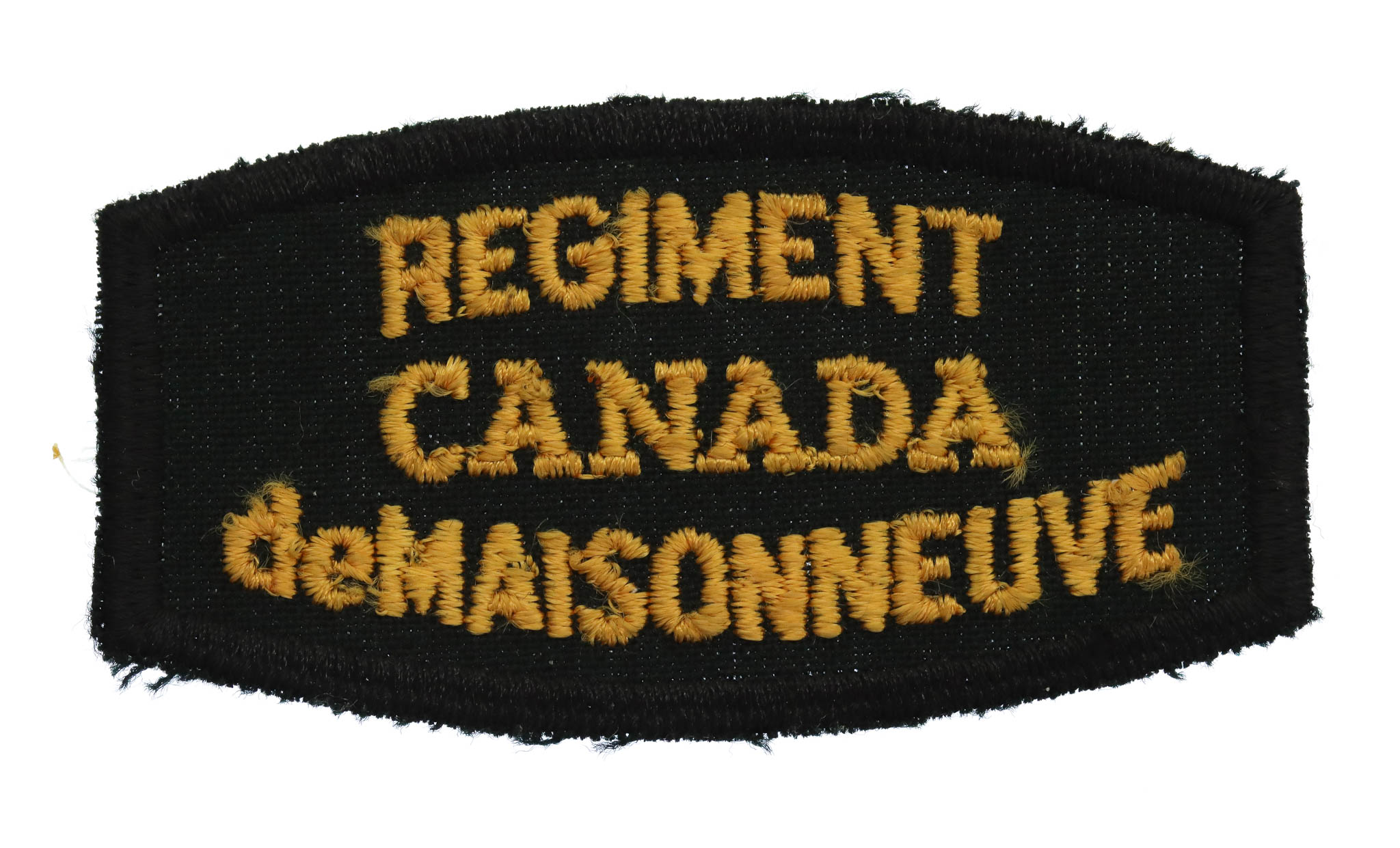 Canadian Le Regiment de Maisonneuve (REGIMENT/CANADA/de MAISONNEUVE) Cloth Shoulder Title