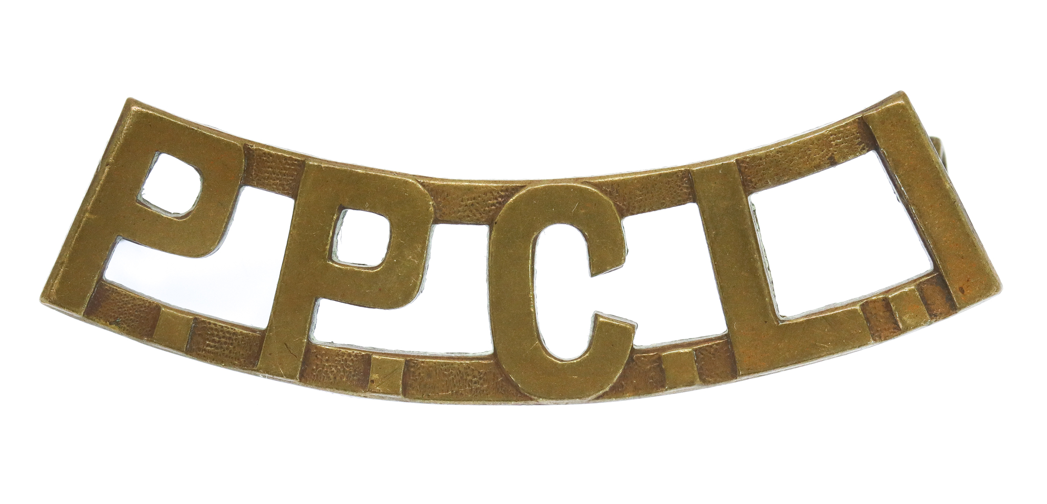 WW1 Princess Patricia's Canadian Light Infantry (P.P.C.L.I.) Shoulder Title  (CARON BROS. MONTREAL1915)