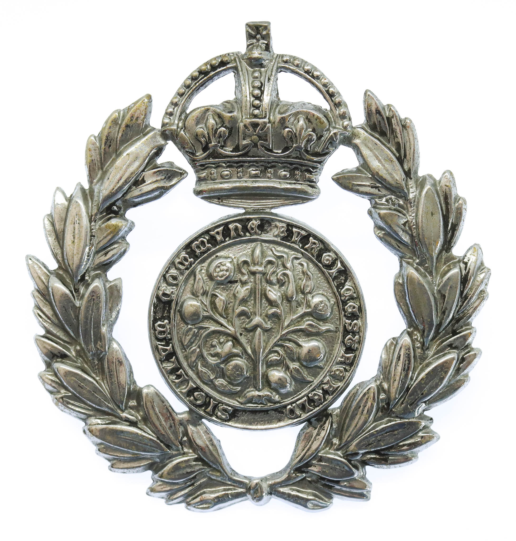 Chesterfield Borough Police Wreath Cap Badge - King's Crown