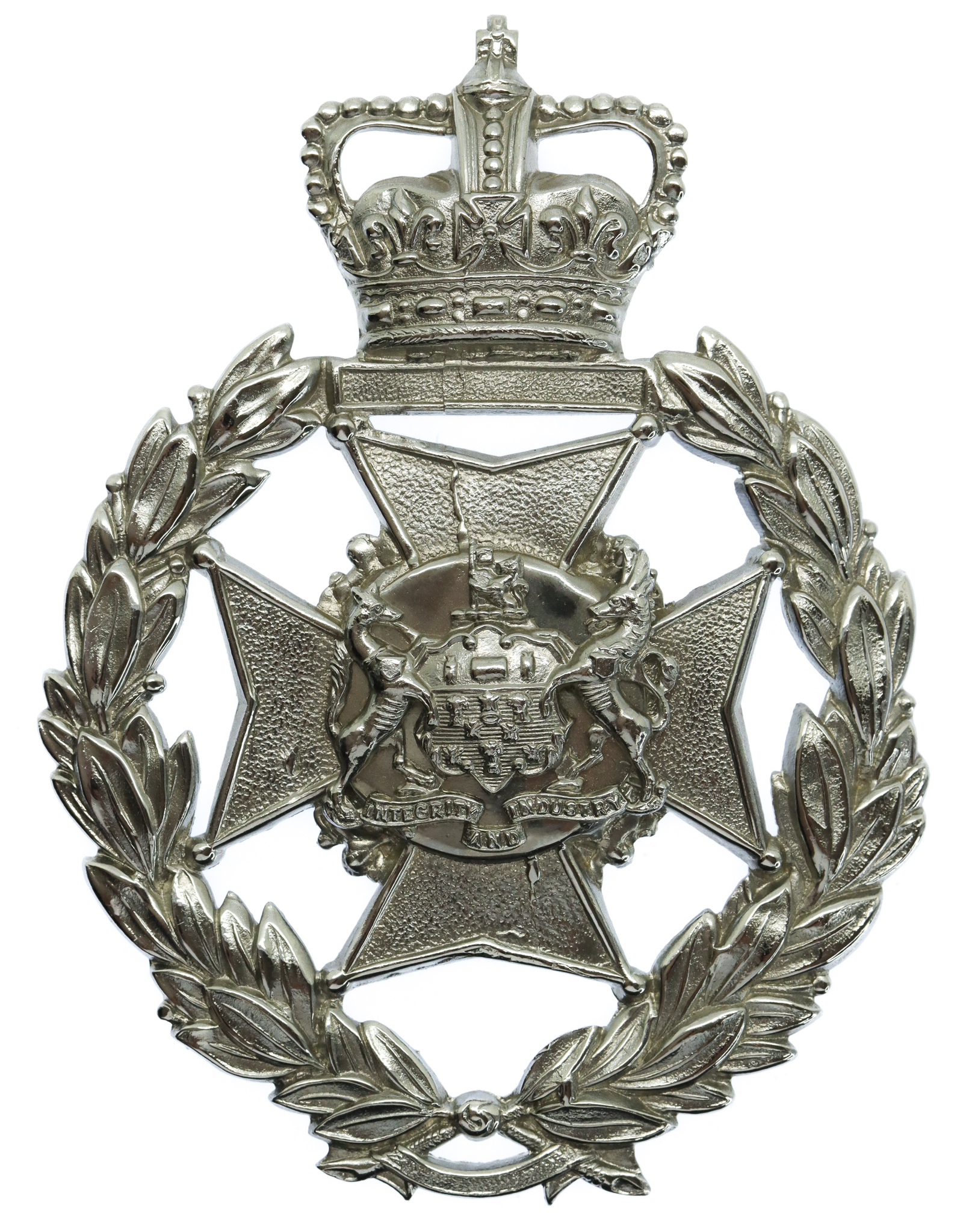 Salford City Police Wreath Helmet Plate - Queen's Crown