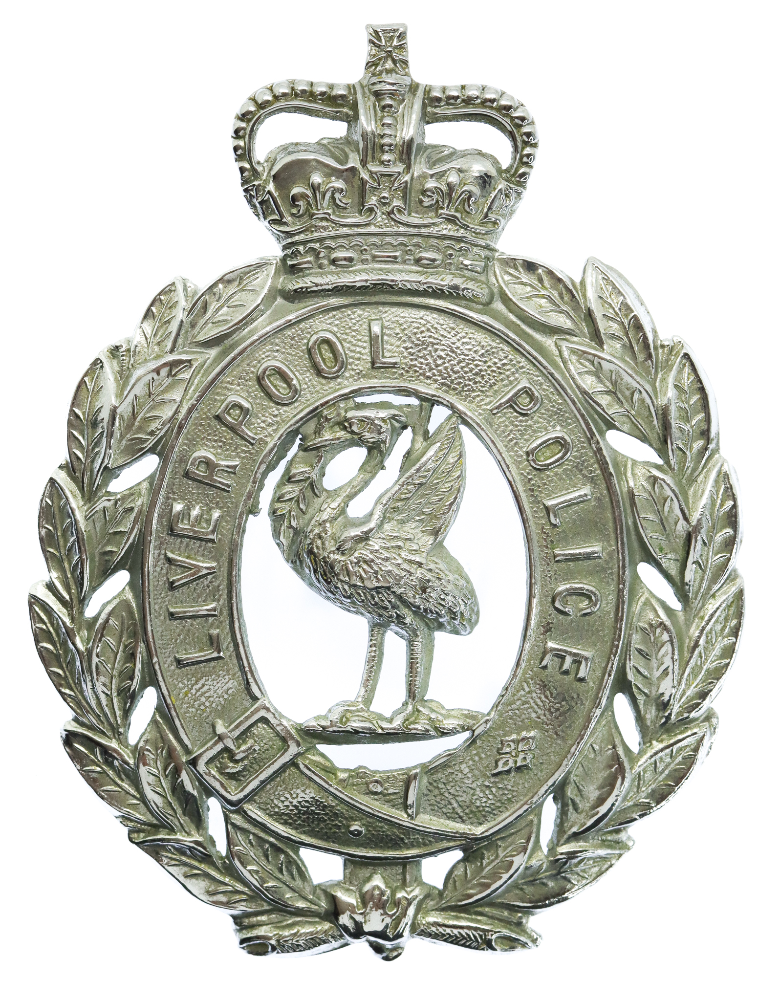 Liverpool City Police Wreath Helmet Plate - Queen's Crown