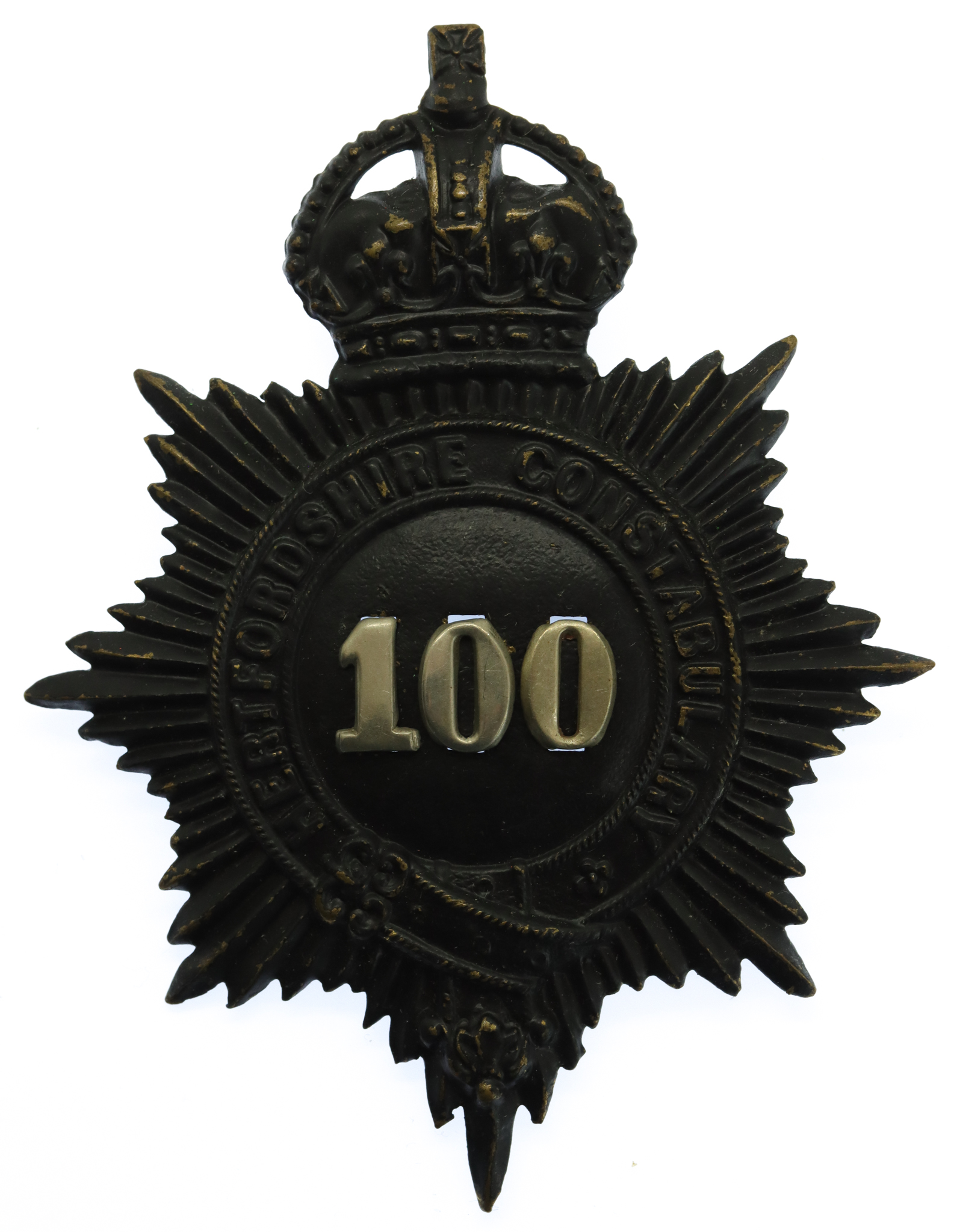 Hertfordshire Constabulary Numbered Helmet Plate - King's Crown