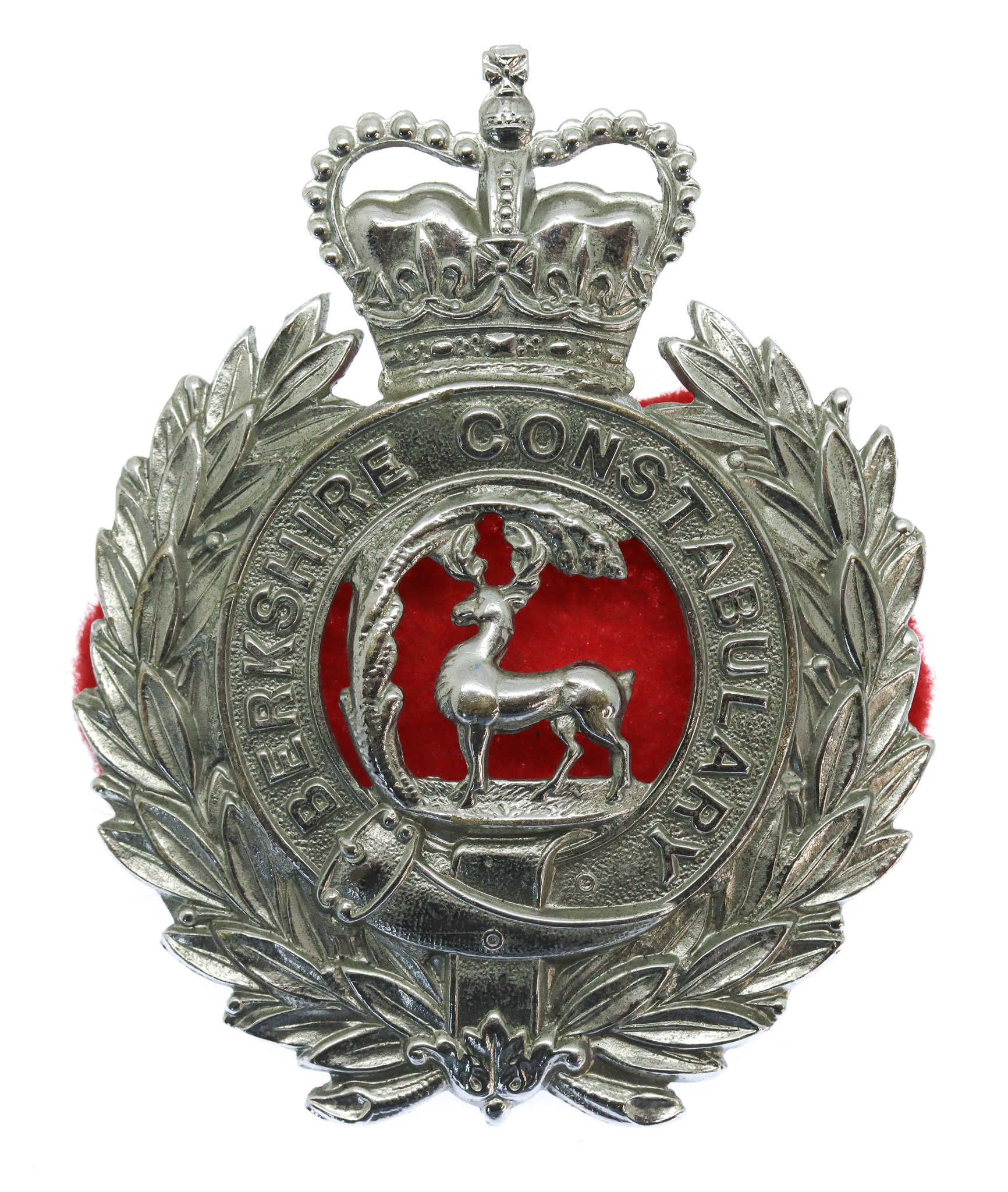 Berkshire Constabulary Wreath Helmet Plate - Queen's Crown