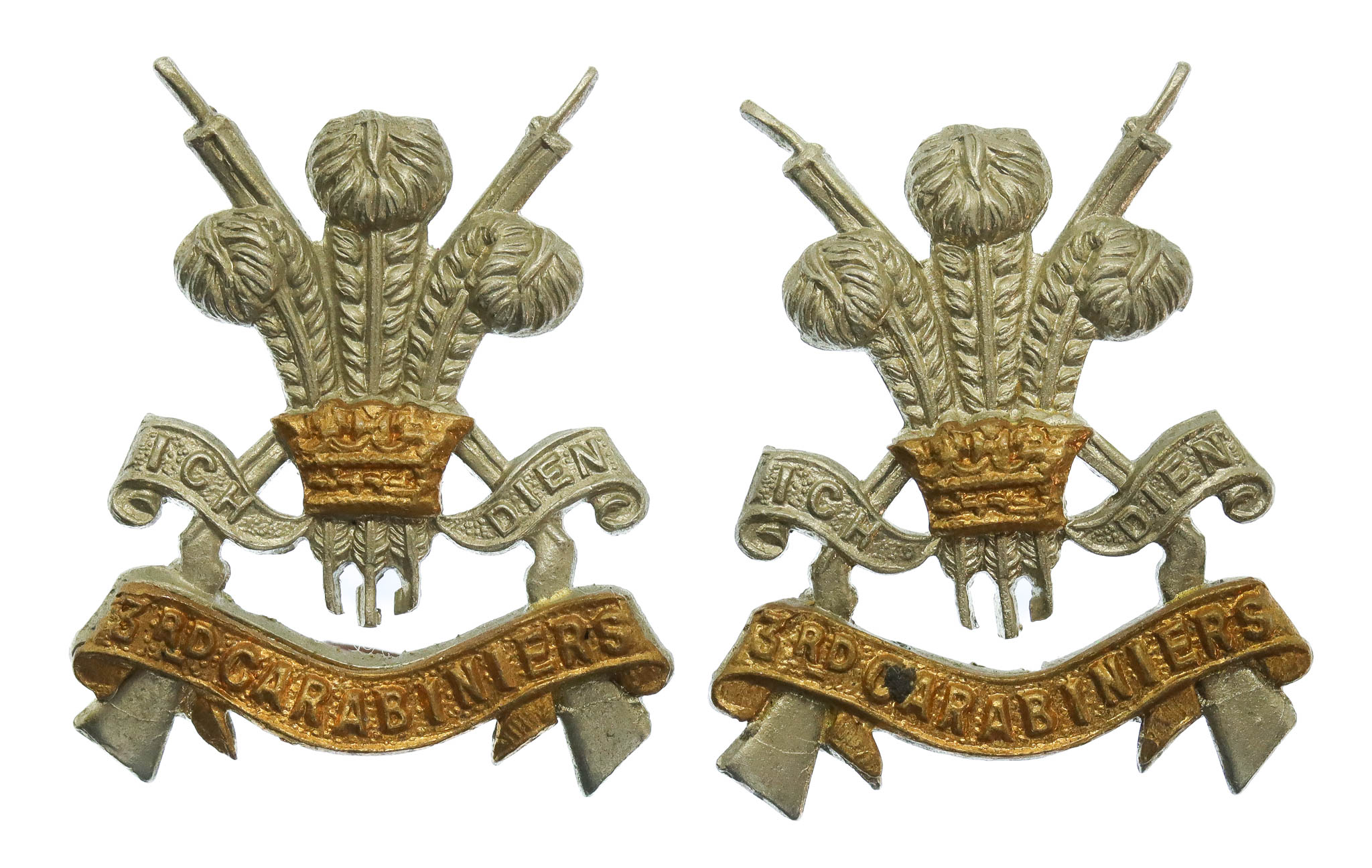 Pair of 3rd Carabiniers Bi-Metal Collar Badges