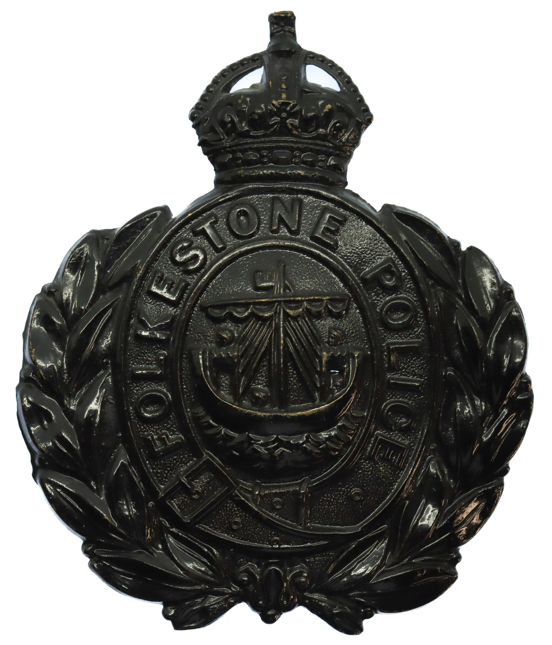 Folkestone Borough Police Black Wreath Helmet Plate - King's Crown