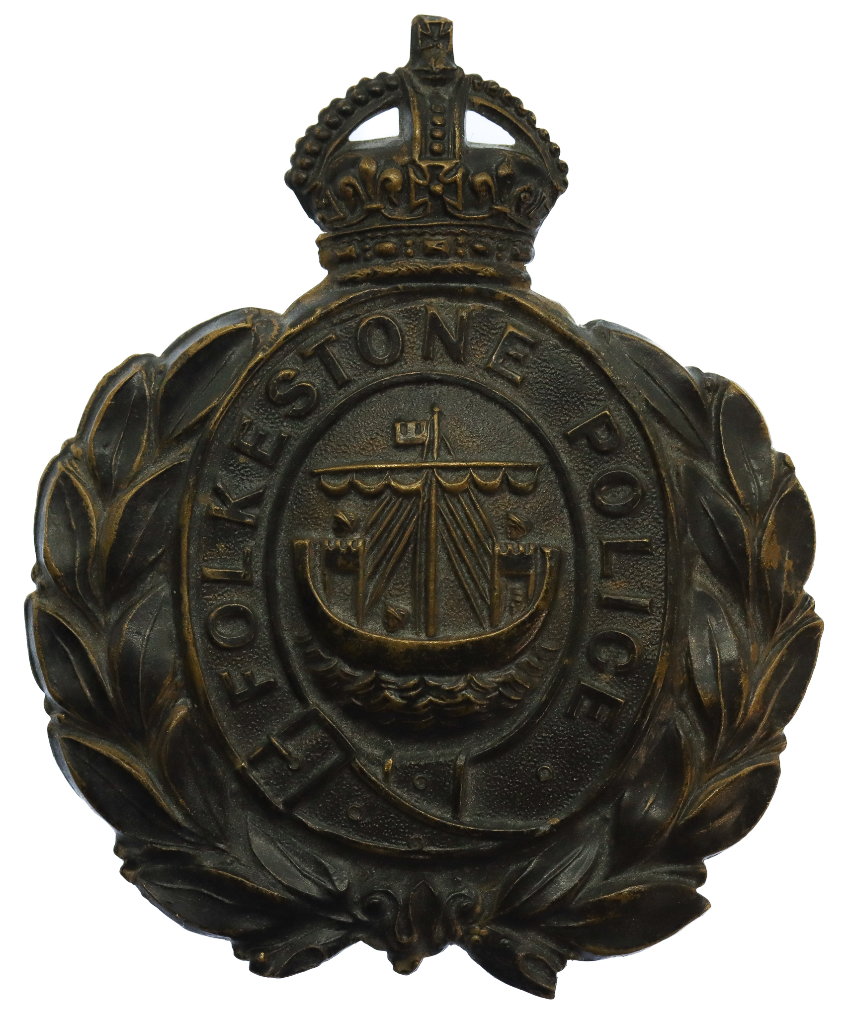 Folkestone Borough Police Black Wreath Helmet Plate - King's Crown