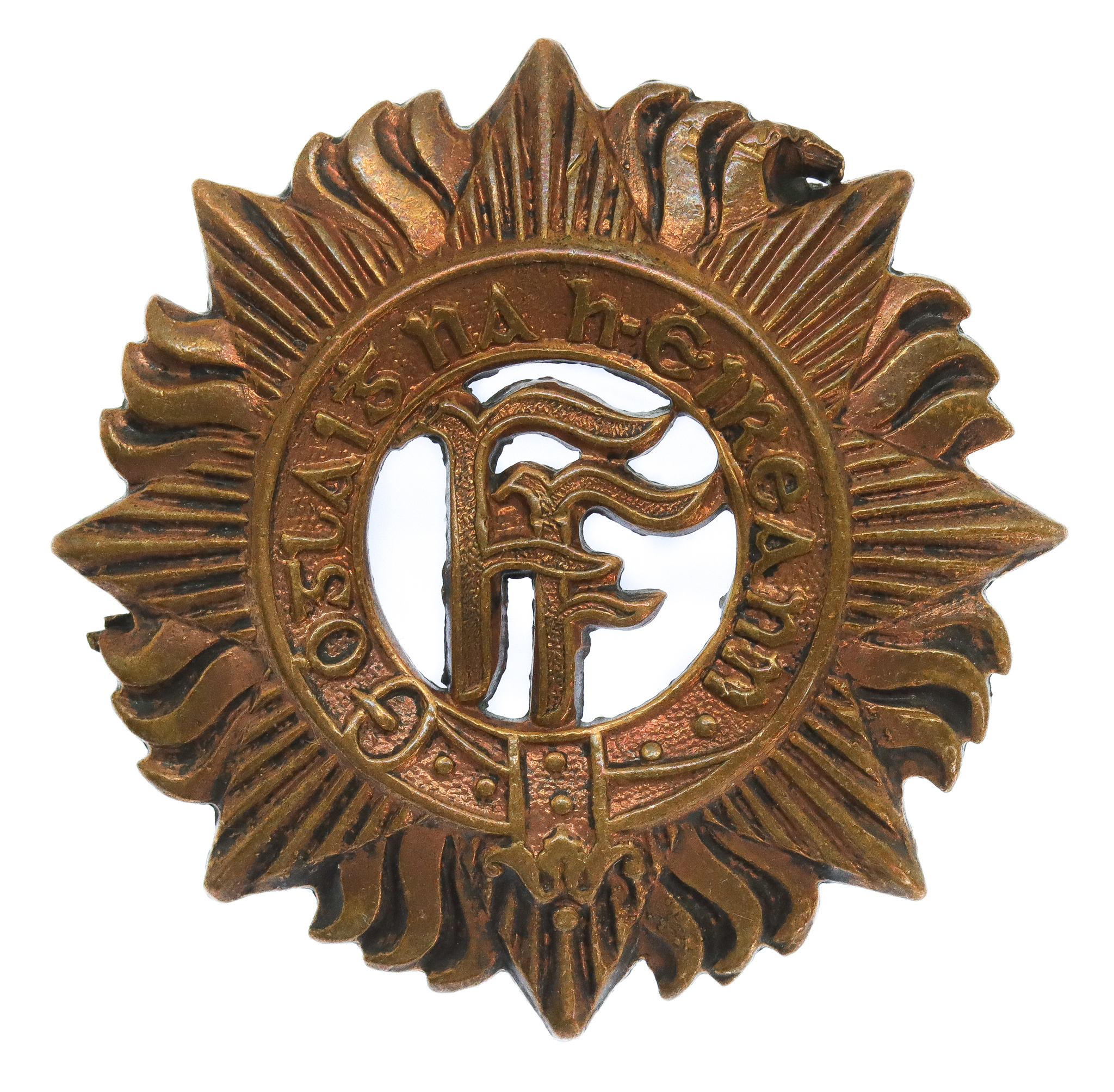 Eire Army Irish Defence Forces Cap Badge