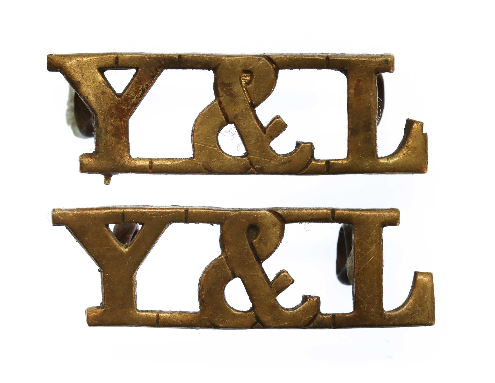 Pair of York & Lancaster Regiment (Y&L) Shoulder Titles