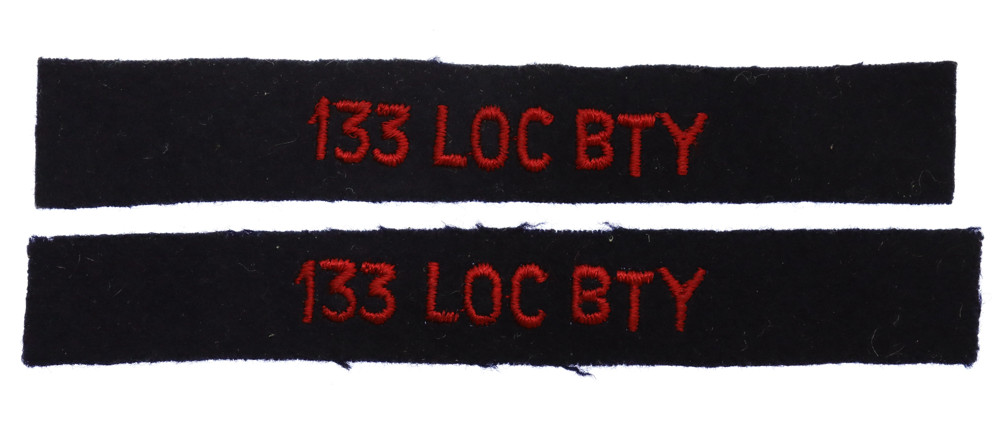 Pair of 133rd Locating Battery Royal Canadian Artillery (133 LOC BTY) Cloth Shoulder Titles