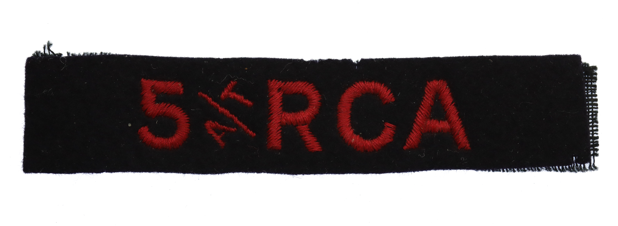 5th Anti-Tank Regiment Royal Canadian Artillery (5 A/T RCA) Cloth Shoulder Title
