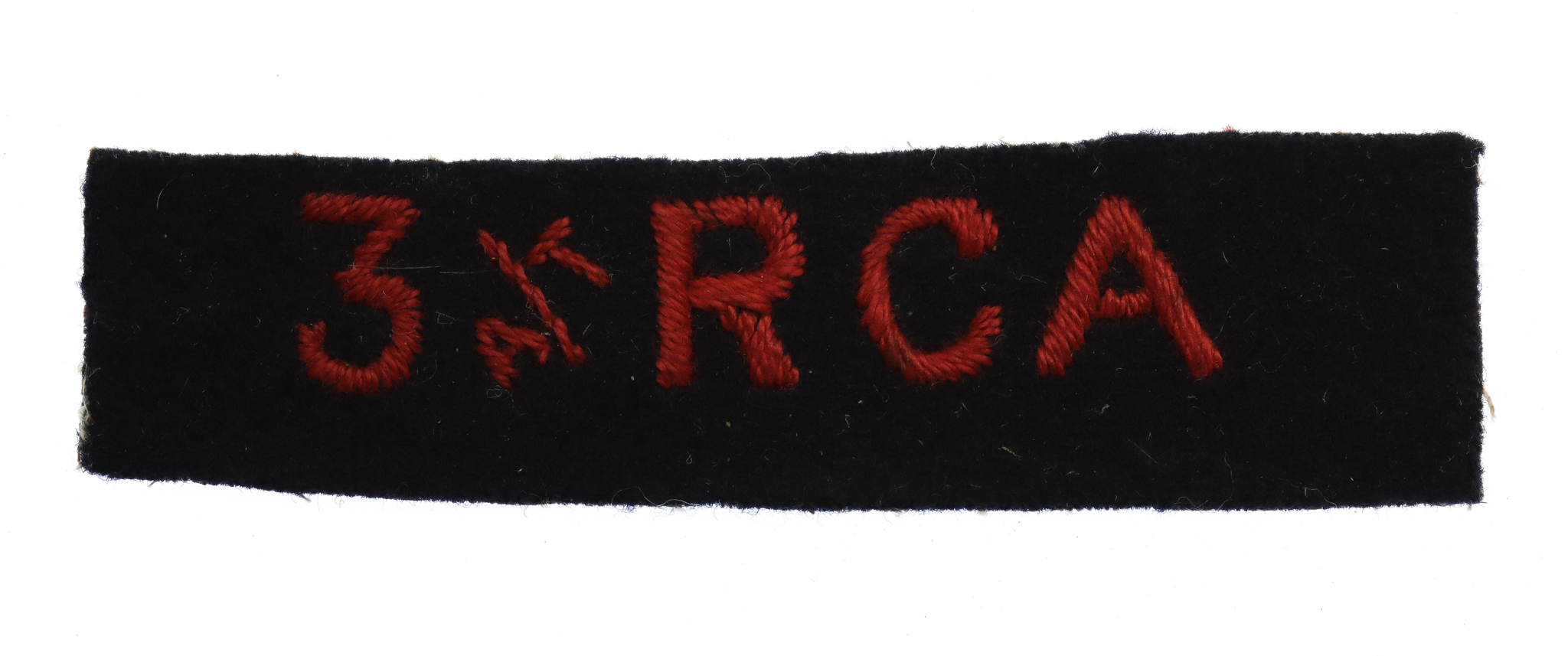 3rd Anti-Tank Regiment Royal Canadian Artillery (3 A/T RCA) Cloth Shoulder Title