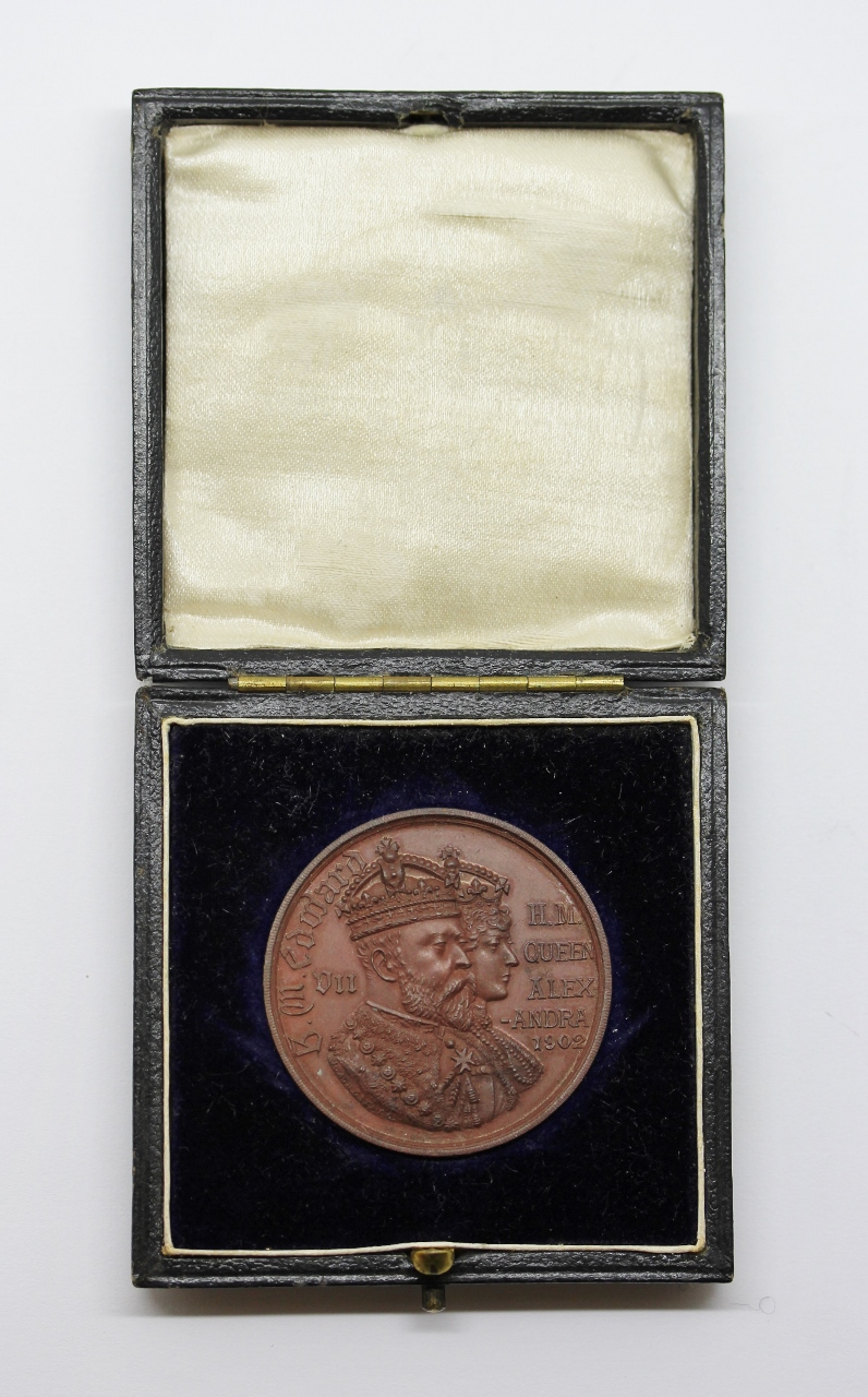 1902 King Edward VII & Queen Alexandra Coronation Medal In Fitted Box