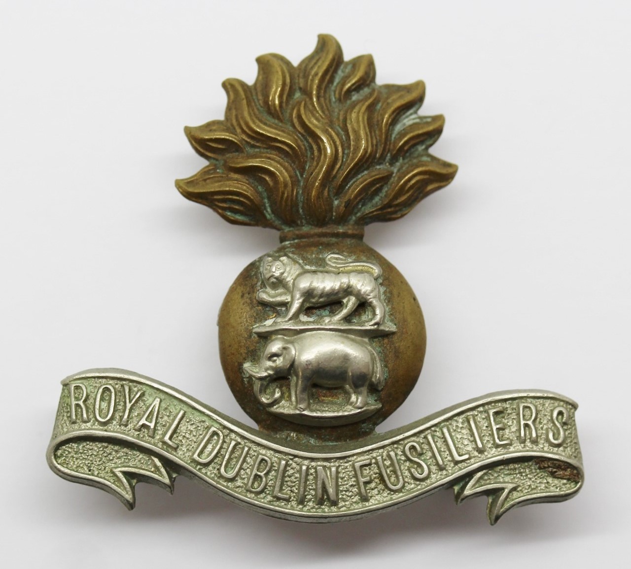 Victorian / Edwardian Royal Dublin Fusiliers Cap Badge