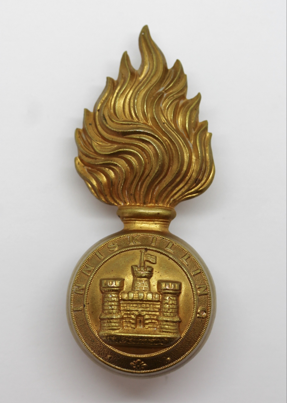 Royal Inniskilling Fusiliers Fur Cap Grenade Badge