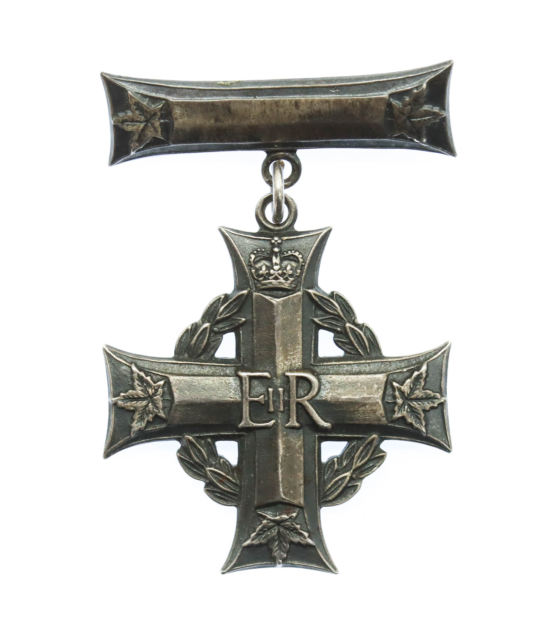 EIIR Canadian Memorial Cross in Box - Cfn. B.R. Johnson