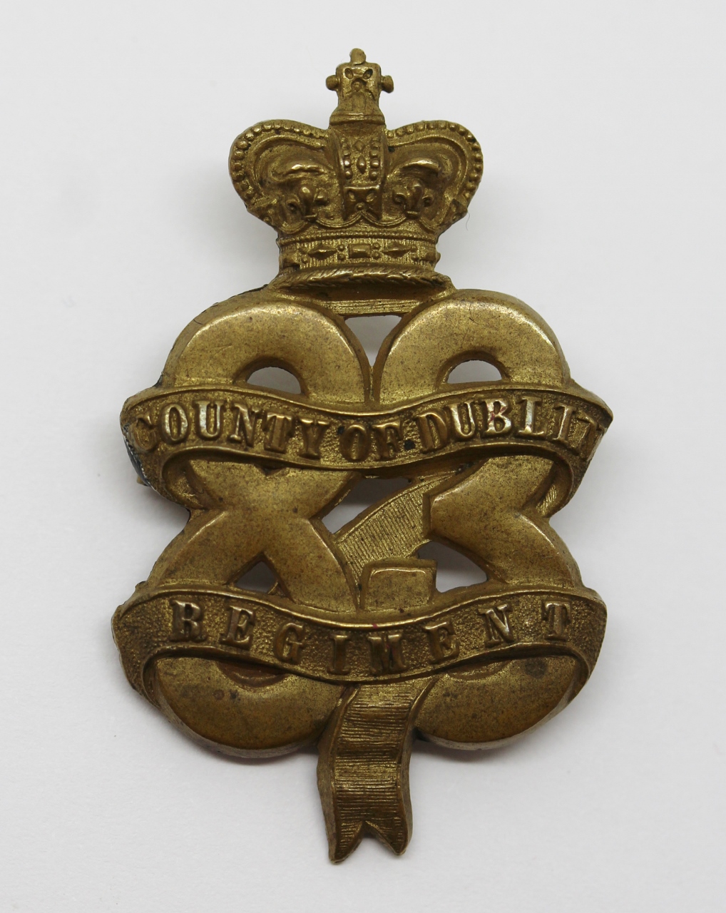 Scarce Victorian 83rd (County of Dublin) Regiment of Foot Glengarry Badge (c.1874-81)