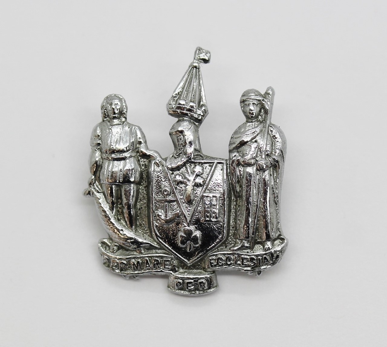 Southend - on - Sea Constabulary Collar Badge