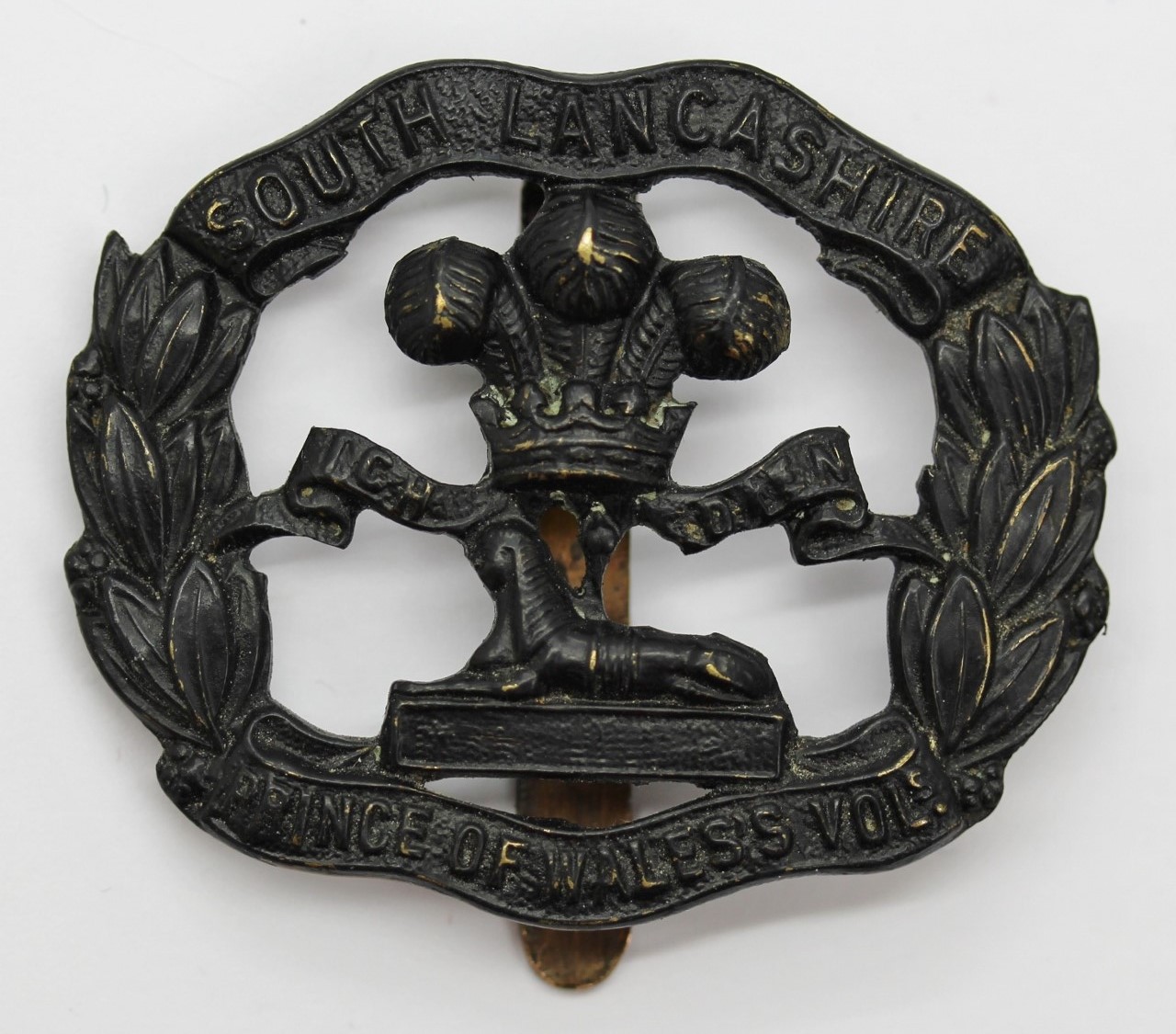 5th Bn. South Lancashire Regiment Cap Badge