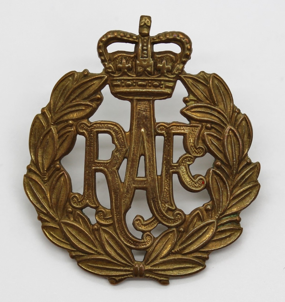 Royal Air Force (R.A.F.) Cap Badge - Queen's Crown