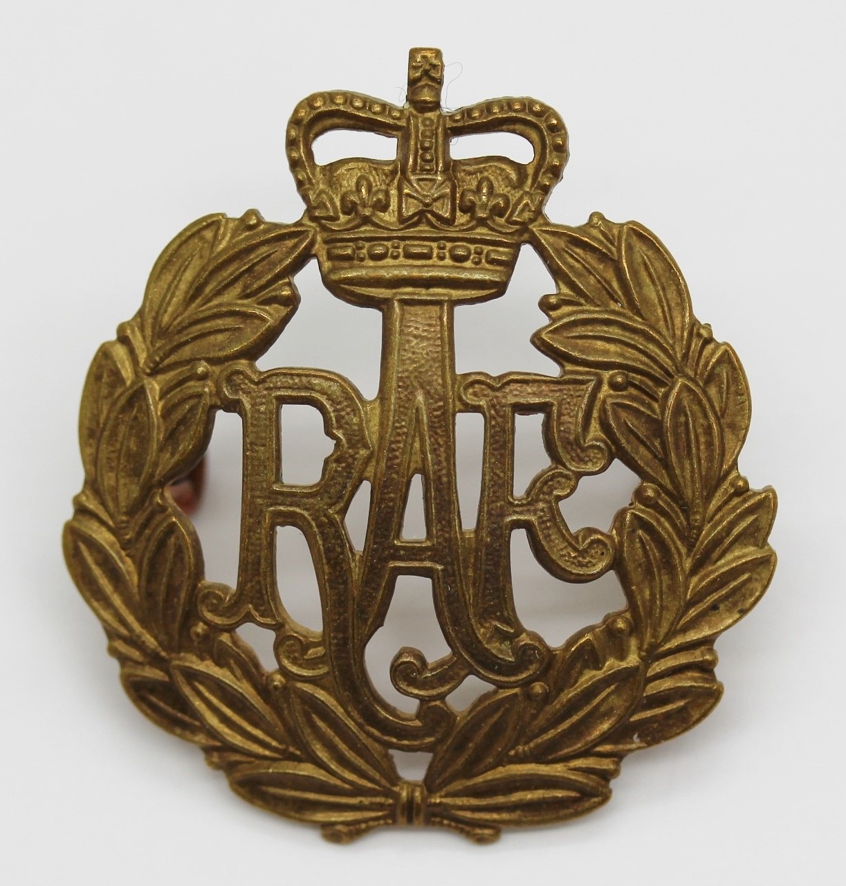Royal Air Force (R.A.F.) Cap Badge - Queen's Crown
