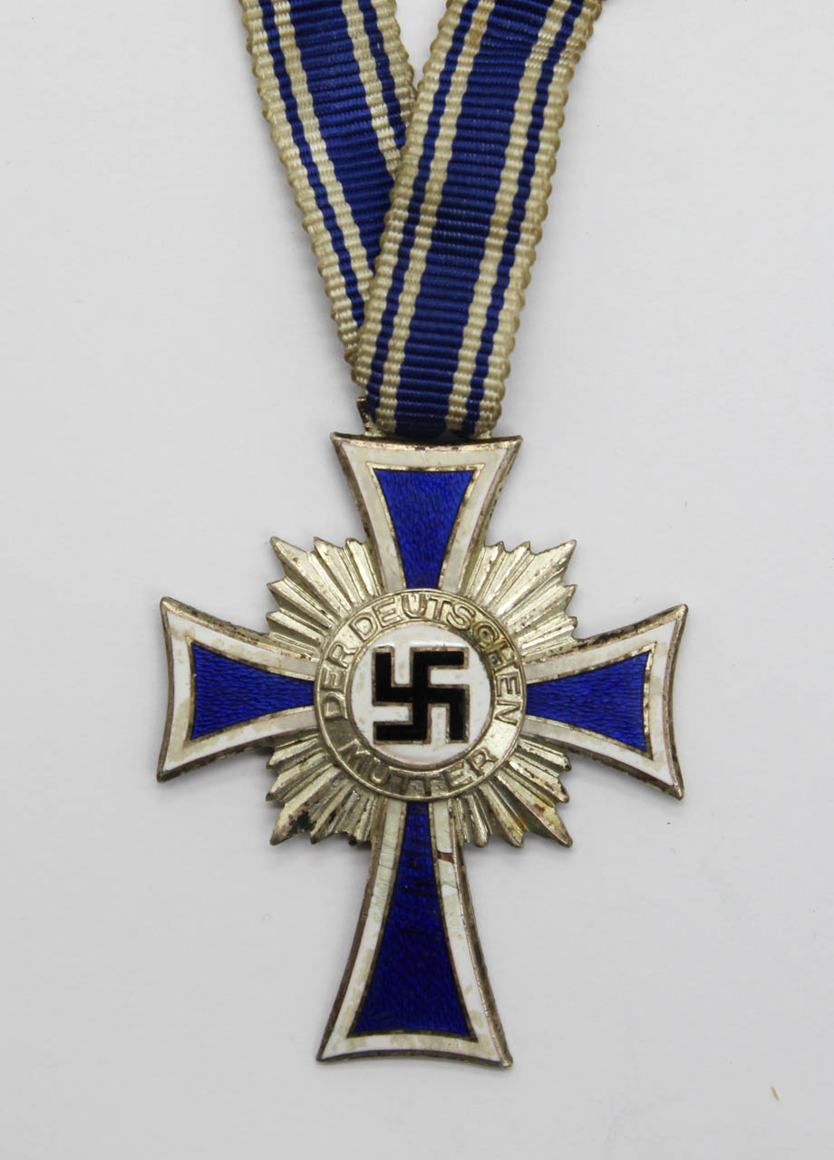 WW2 German Mother's Cross (Silver)
