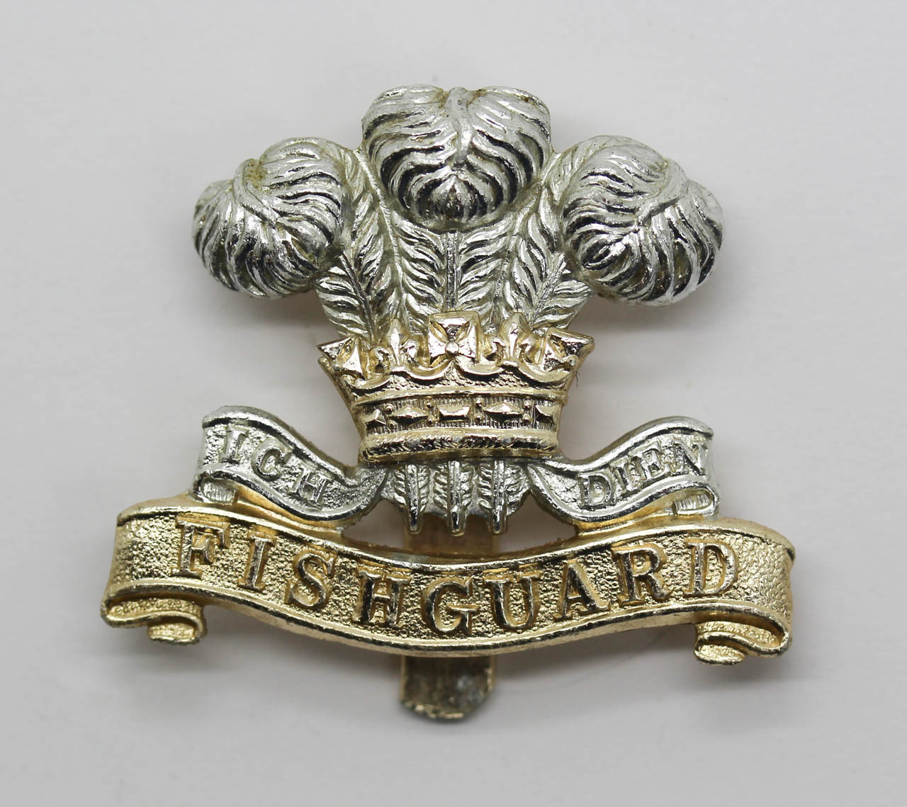 Pembroke Yeomanry Anodised (Staybrite) Beret Badge