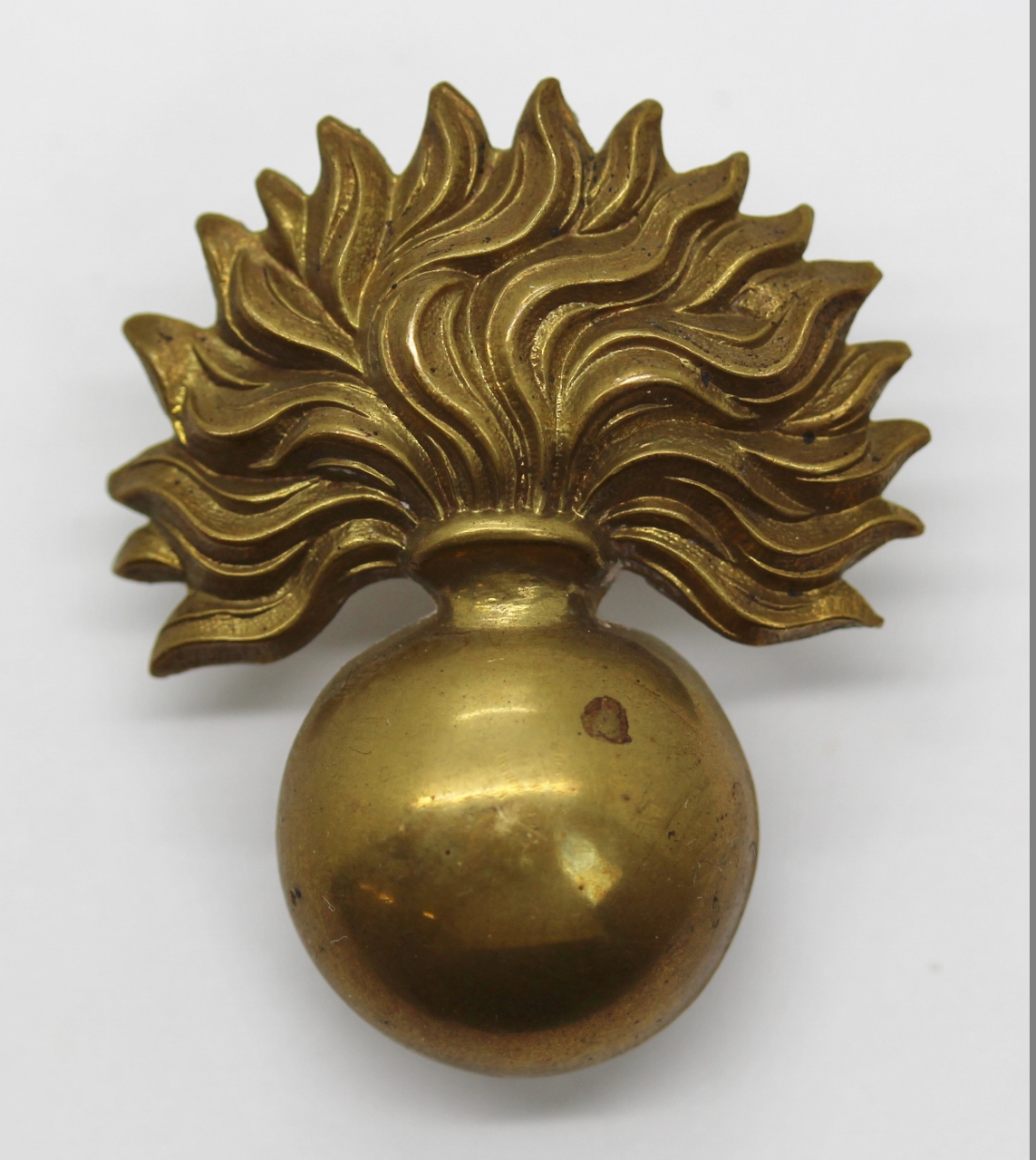 Victorian/Edwardian Grenadier Guards Cap Badge