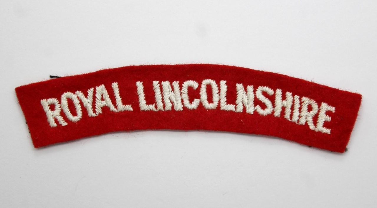 Royal Lincolnshire Regiment (ROYAL LINCOLNSHIRE) Cloth Shoulder Title