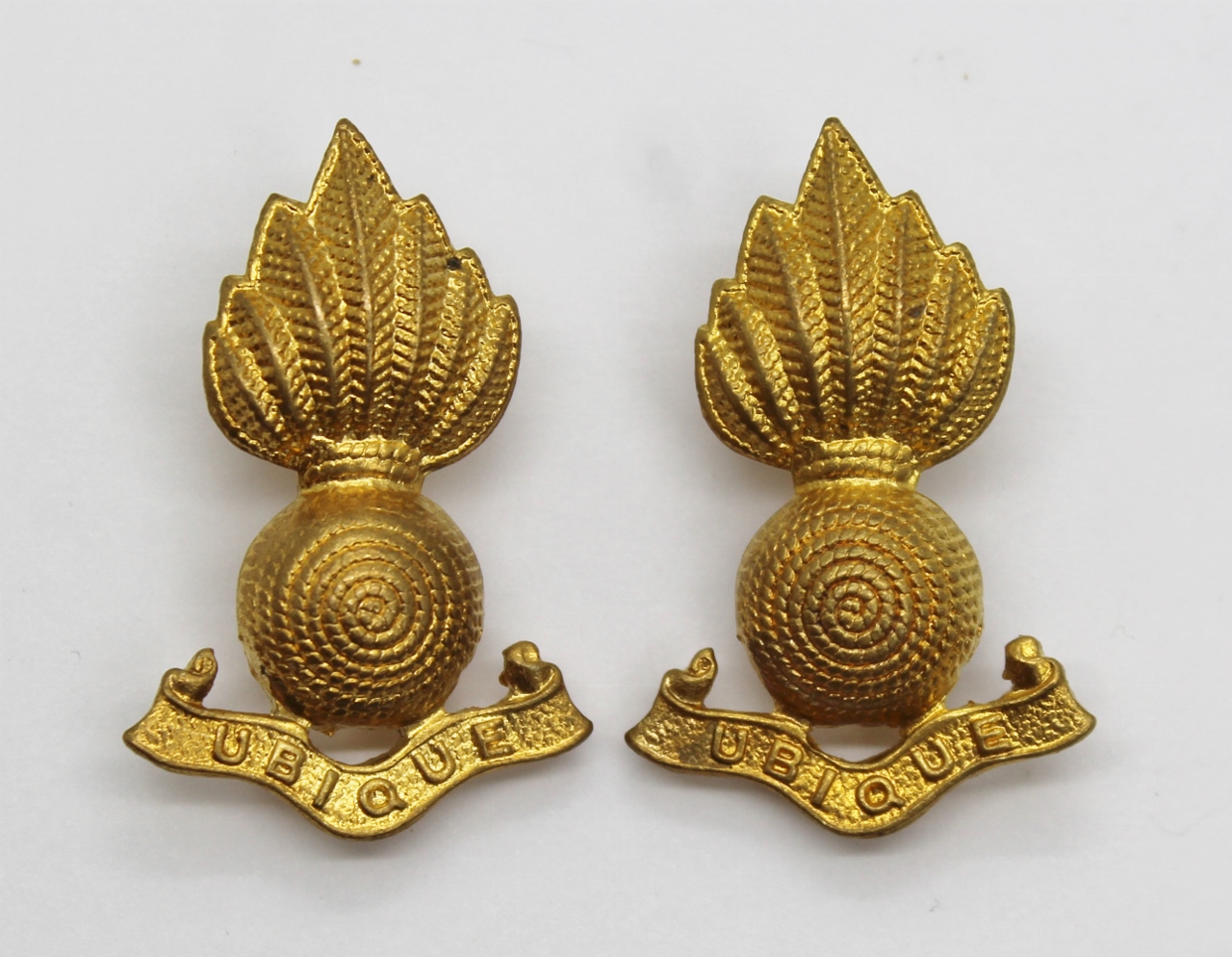 Pair of Royal Artillery Collar Badges