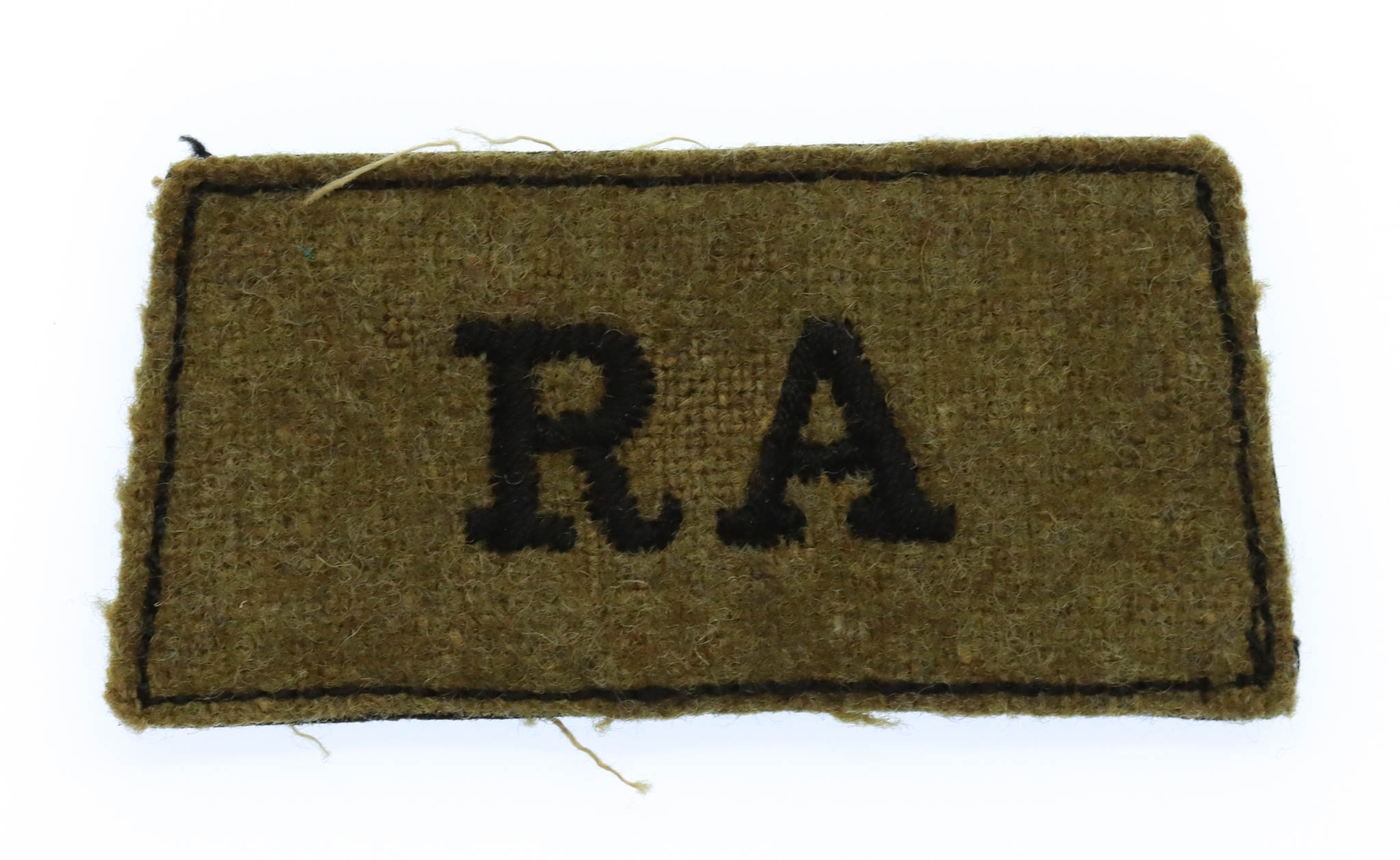 Royal Artillery (R.A.) WW2 Cloth Slip On Shoulder Title