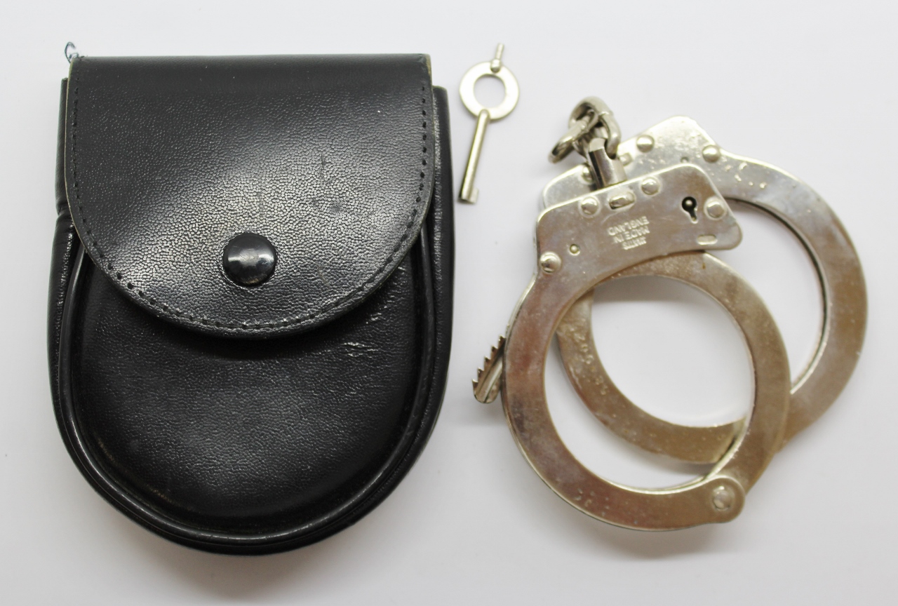 Hiatts Police Snap-On Handcuffs with Key & Pouch