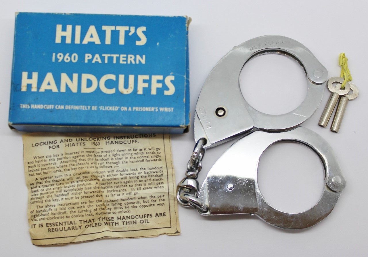 Metropolitan Police Hiatt's 1960 Pattern Handcuffs in Original Box with Key