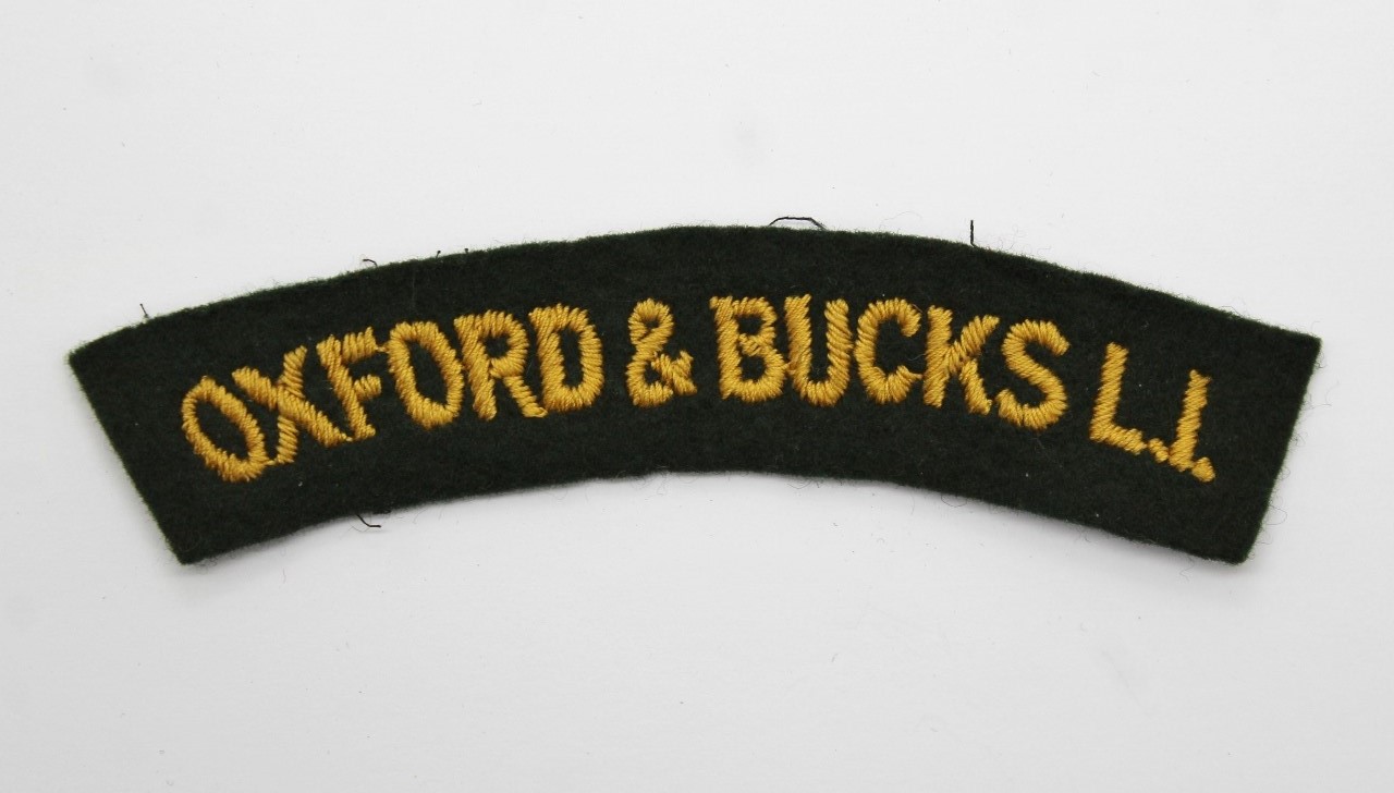 Oxfordshire & Buckinghamshire Light Infantry (OXFORD & BUCKS L.I.) Cloth Shoulder Title