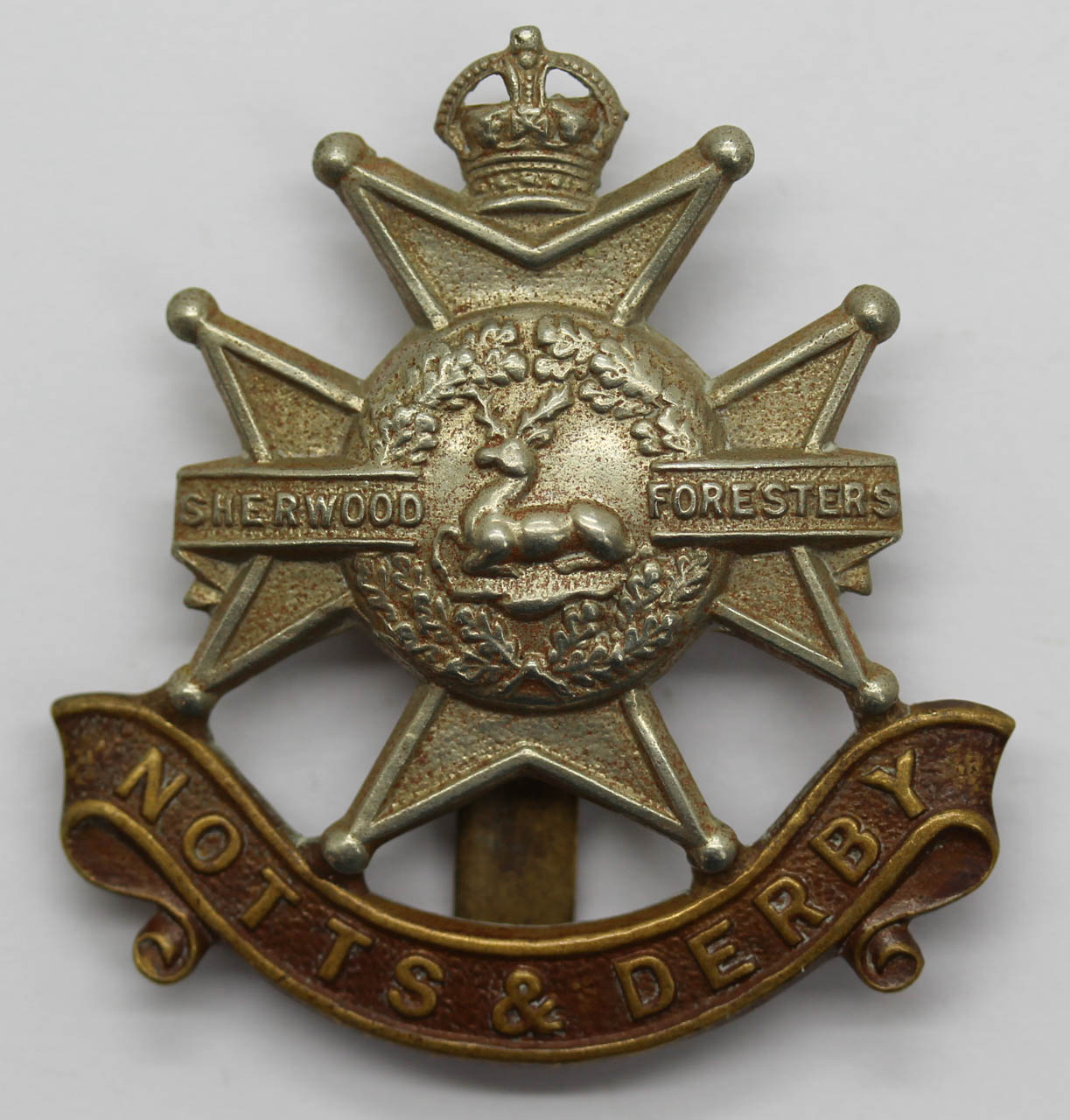 Notts & Derby Regiment (Sherwood Foresters) Cap Badge - King's Crown