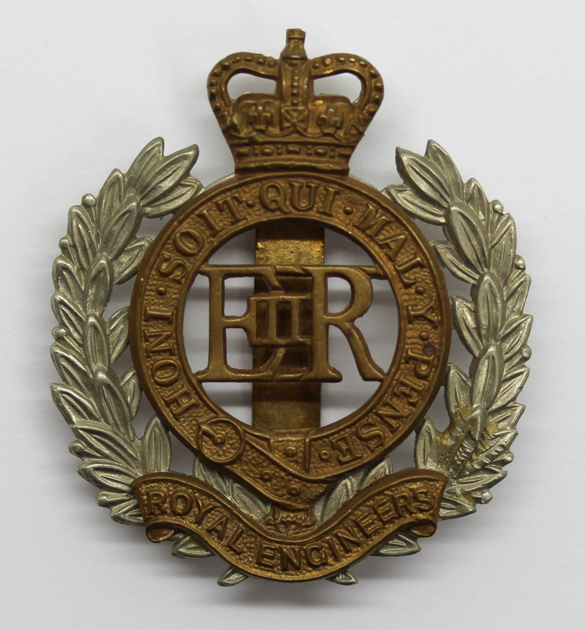 EIIR Royal Engineers Bi-Metal Cap Badge