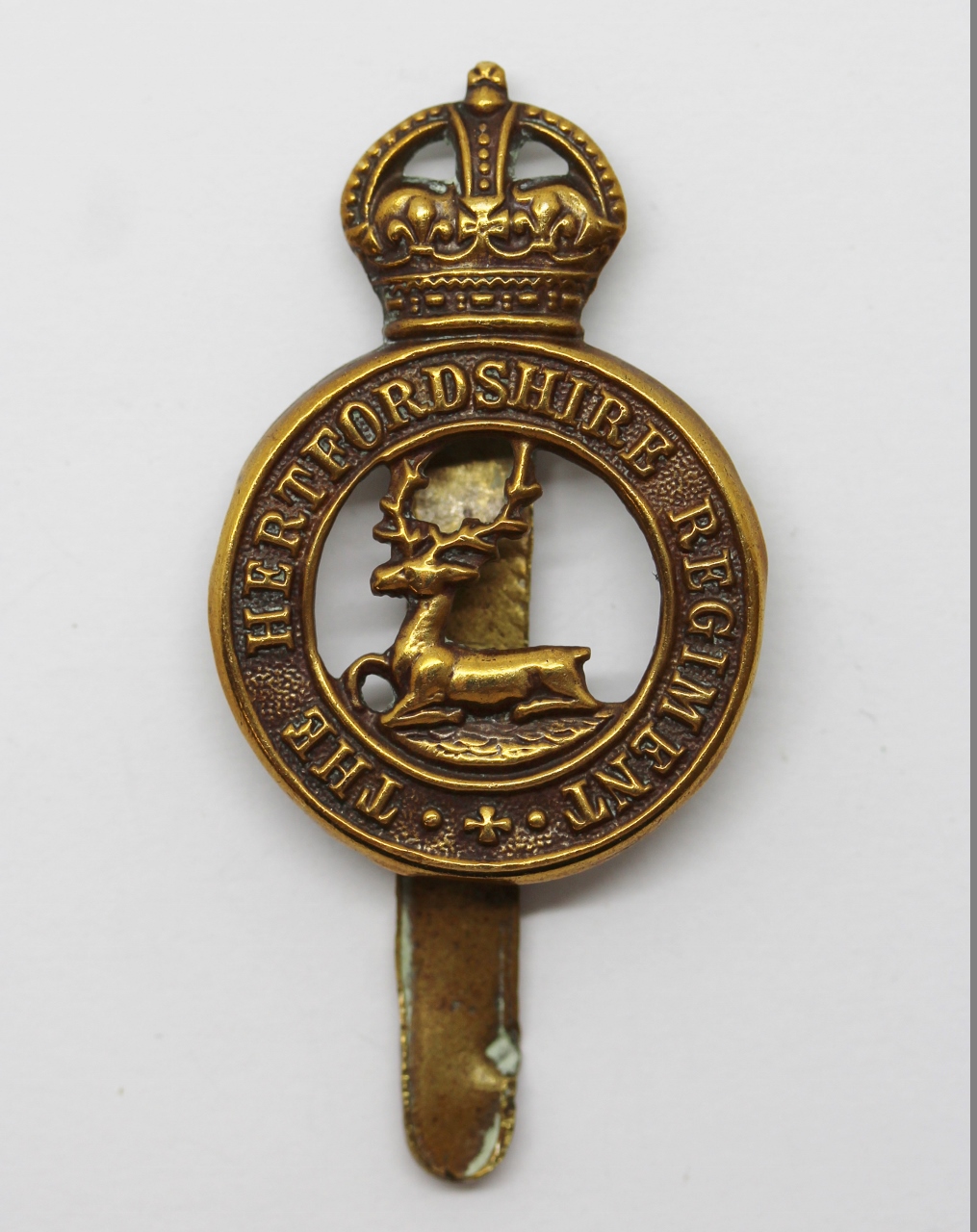 Hertfordshire Regiment Cap Badge - King's Crown