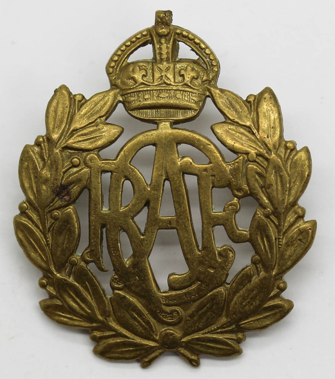 Royal Canadian Air Force (R.C.A.F.) Cap Badge - King's Crown