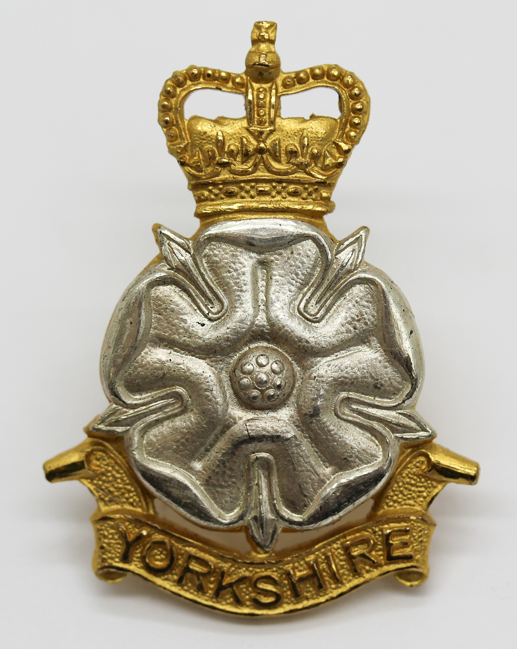 Yorkshire Brigade Officer's Cap Badge - Queen's Crown