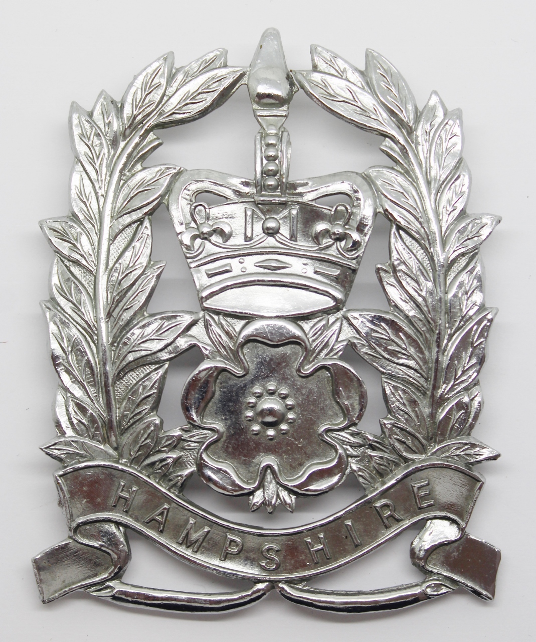 Hampshire Constabulary Constable's Helmet Plate - Queen's Crown