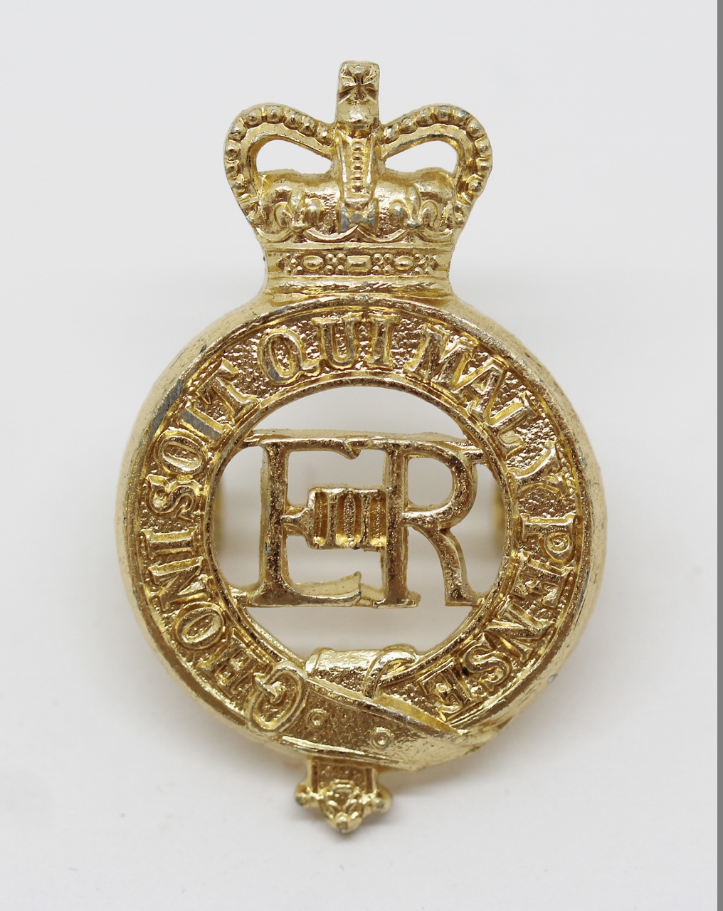 EIIR Household Cavalry Anodised (Staybrite) Cap Badge